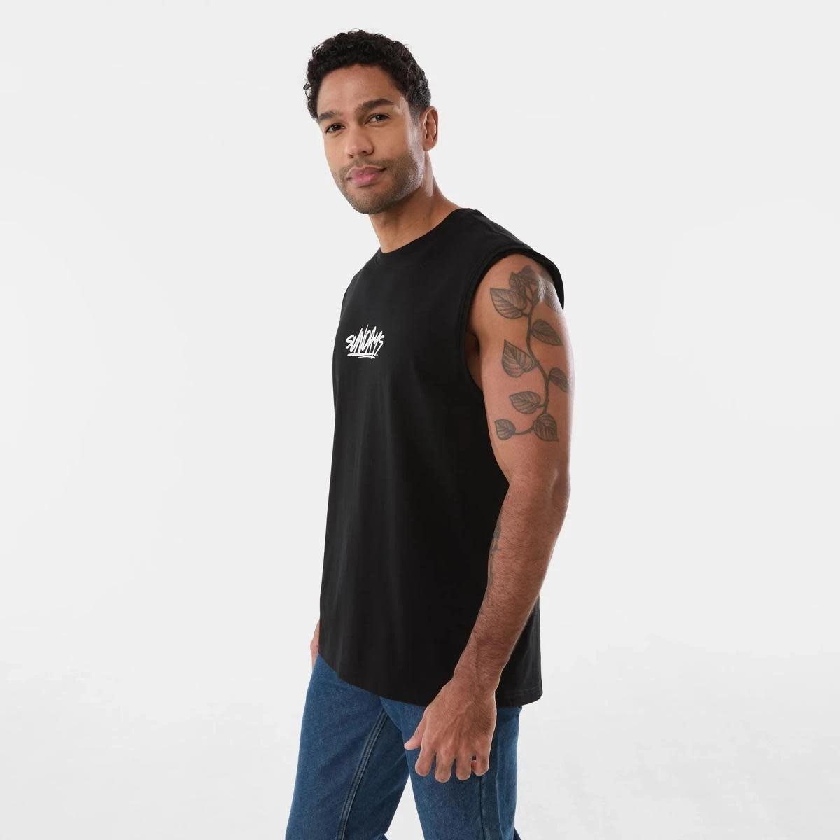 2 Graphic Curved Hem Muscle SUNDAYS, 2 of 6