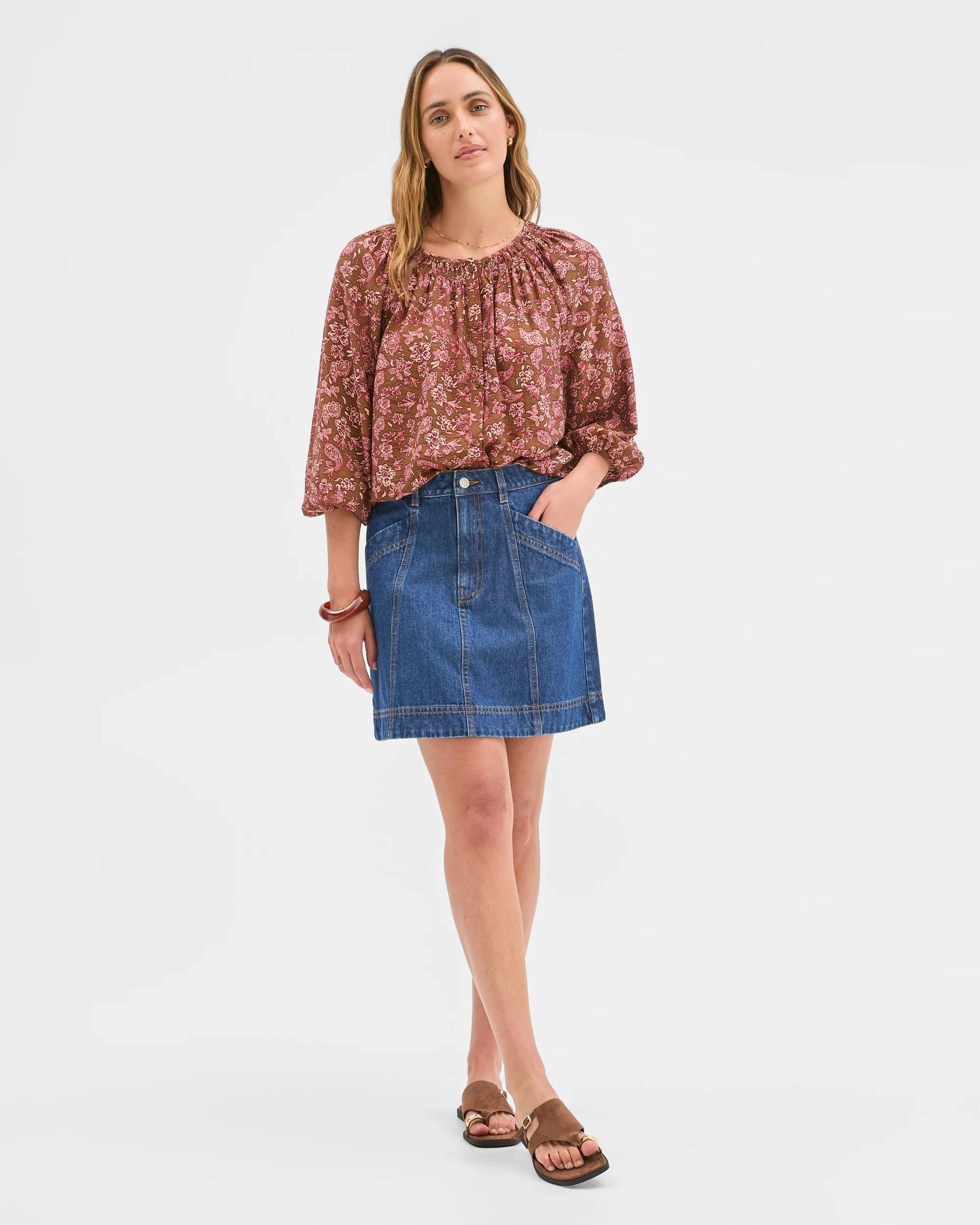 1 Target Woman 3/4 Sleeve Shirred Neck Blouse IVY LEAVES, 1 of 5