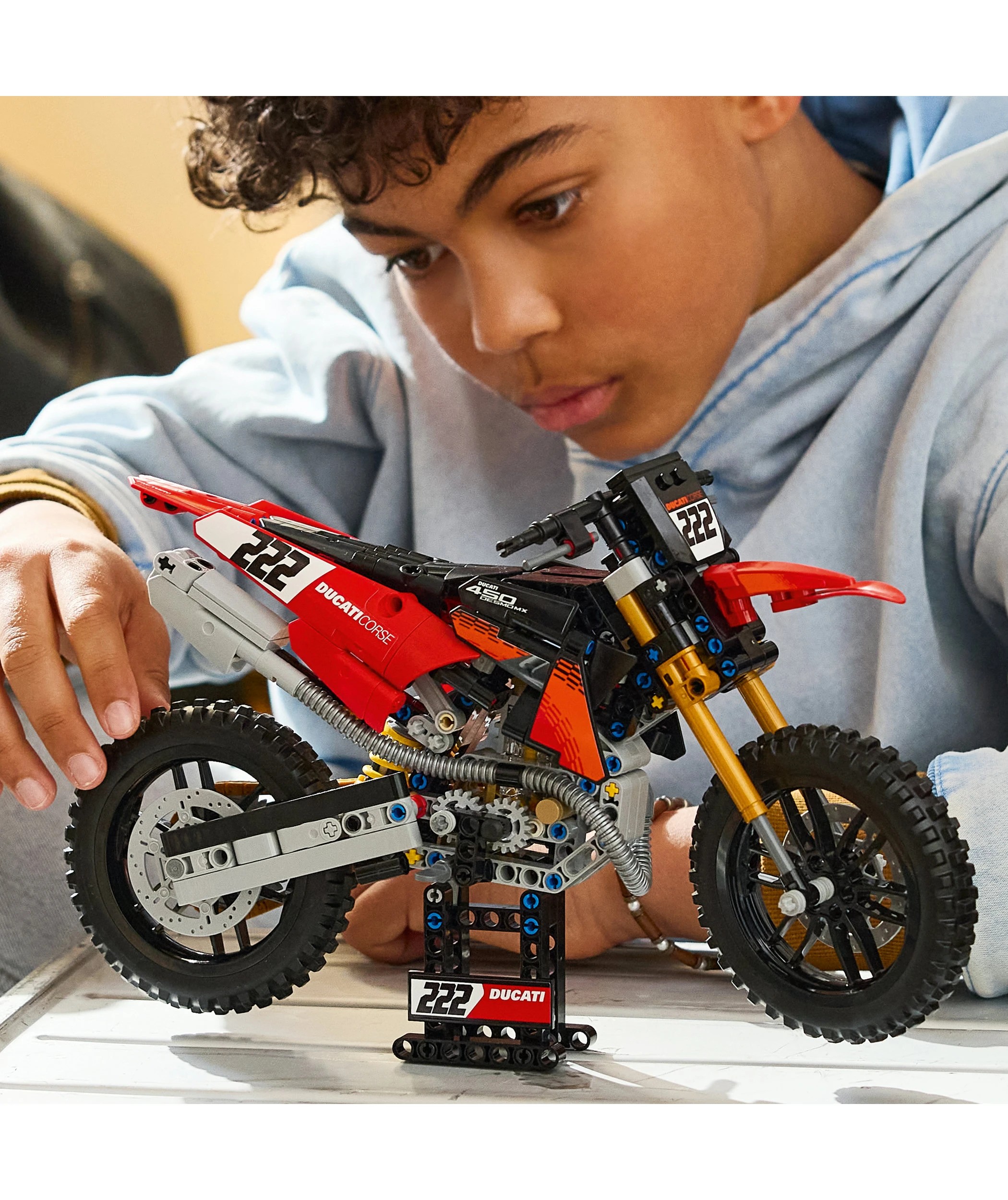 8 LEGO Technic Ducati Desmo450 MX Factory Motorcycle 42238, 8 of 10