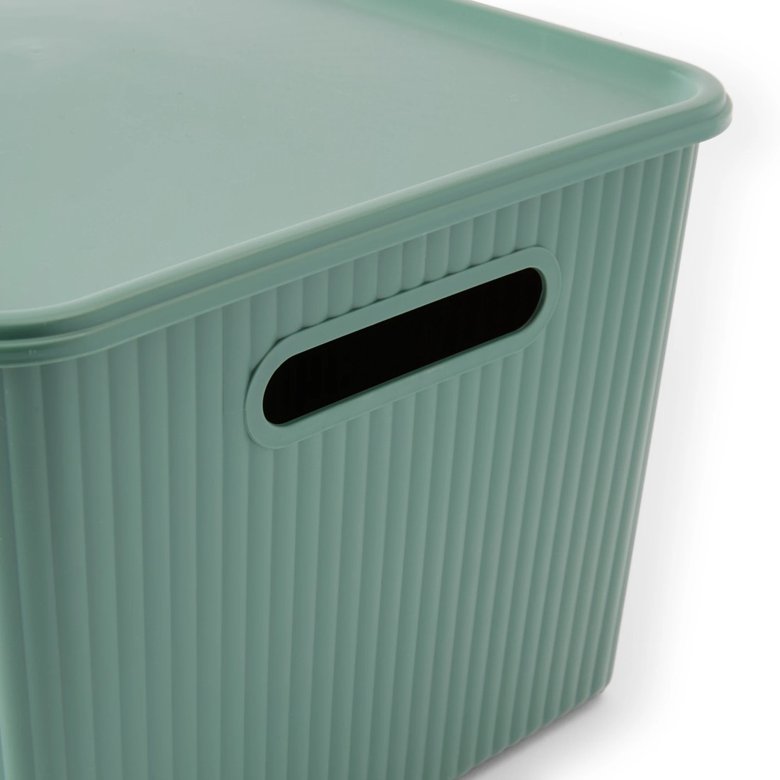 7 18L Ribbed Container - Green, 7 of 9
