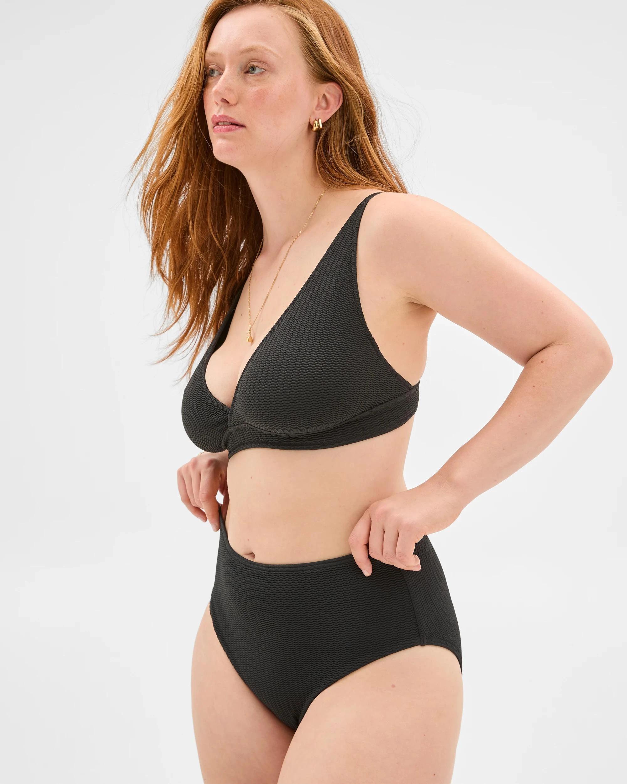 10 Target Resort Crinkle Plunge Swim Bikini Top BLACK, 10 of 10