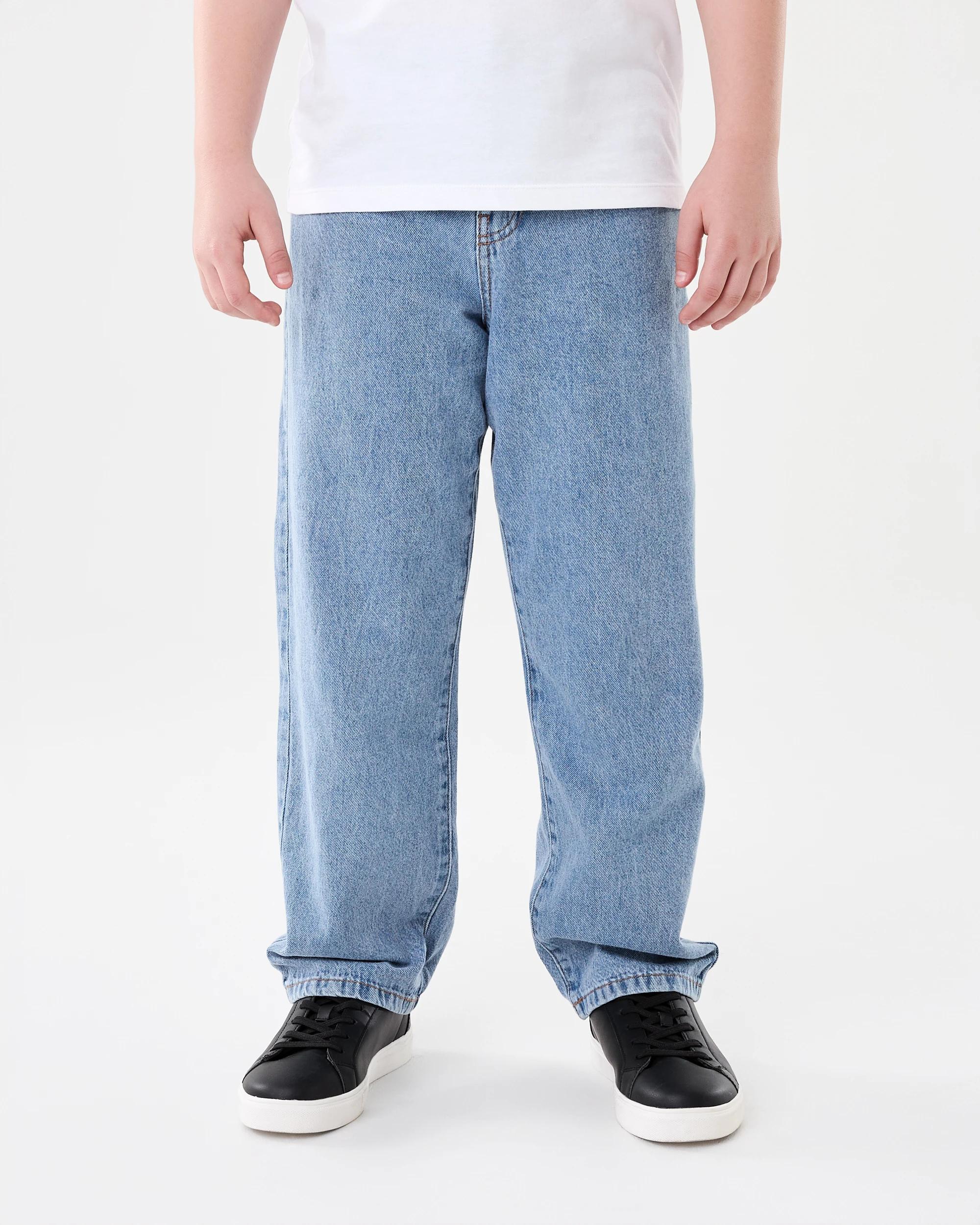 1 Relaxed Jeans Mid Wash, 1 of 6