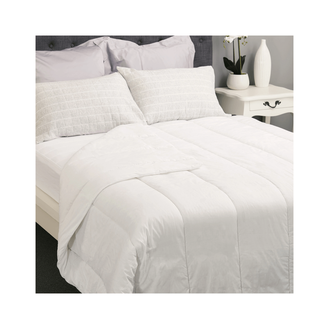5 Tontine Easy Care Queen All Seasons Cotton Quilt Medium Weight Machine Washable
 - Queen Bed
 - White, 5 of 5