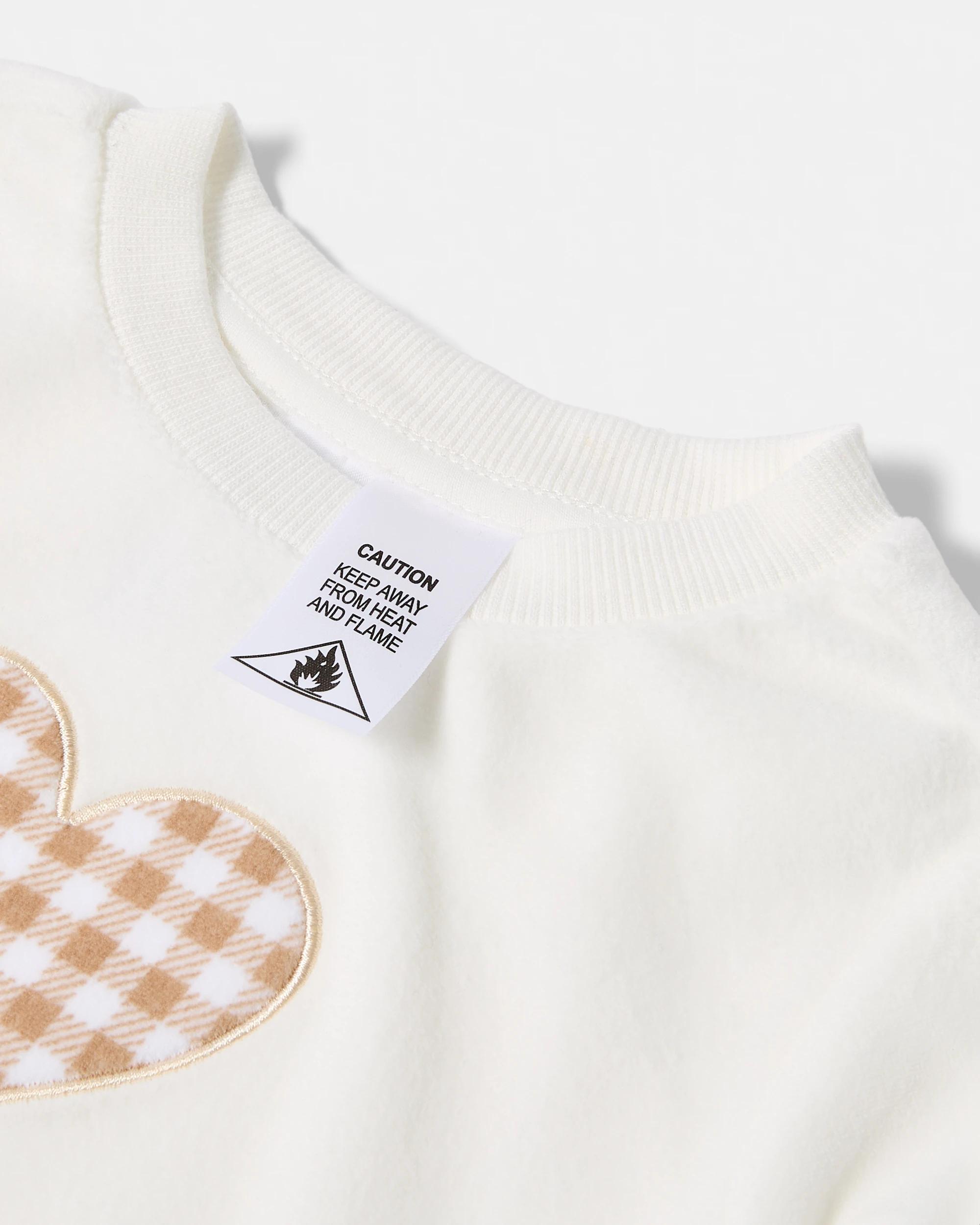 3 Twosie Fleece Pyjama Set Beig Heart, 3 of 5