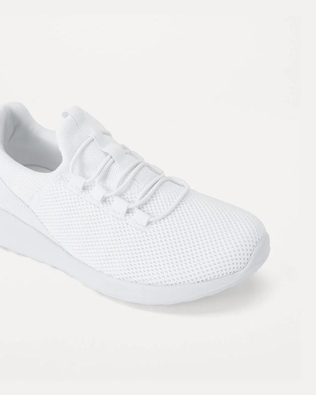Comfort Sneakers with Elastic L