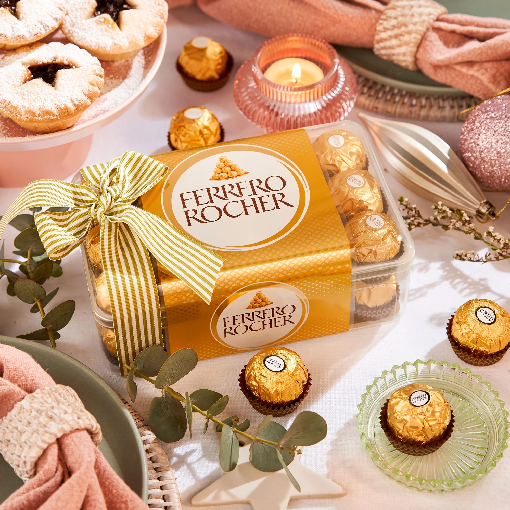 7 30 Pack Ferrero Rocher Chocolate Gift Box 375g, 7 of 8