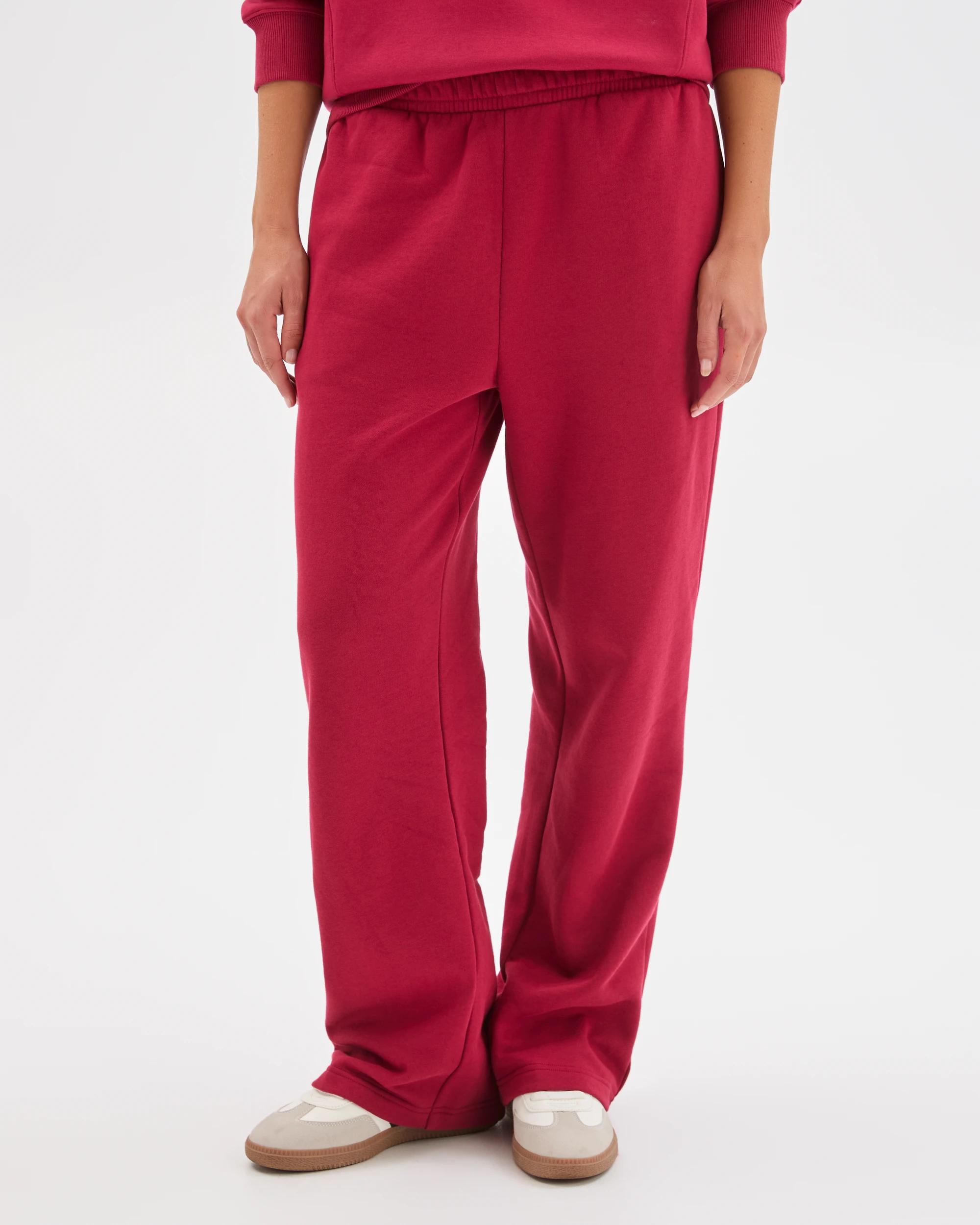 3 Target Active Active Australian Cotton Blend Straight Leg Fleece Trackpants DARK RED, 3 of 6