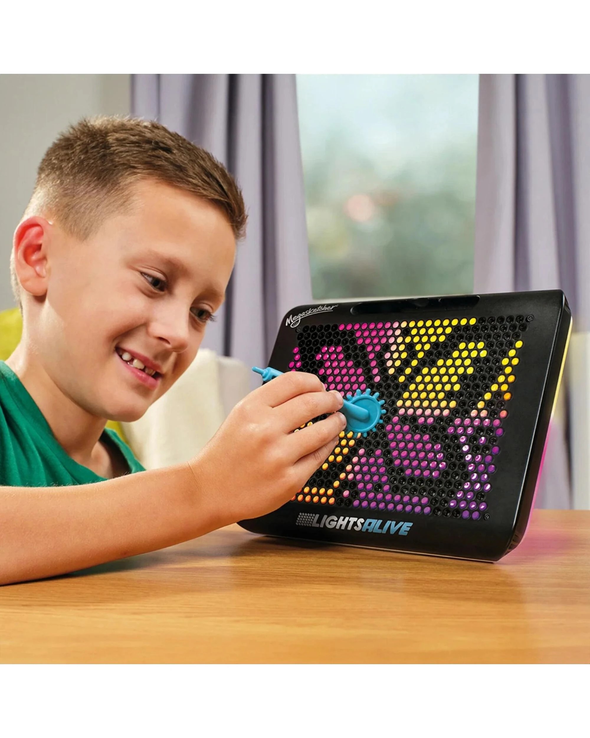 4 Megasketcher Lights Alive, 4 of 6