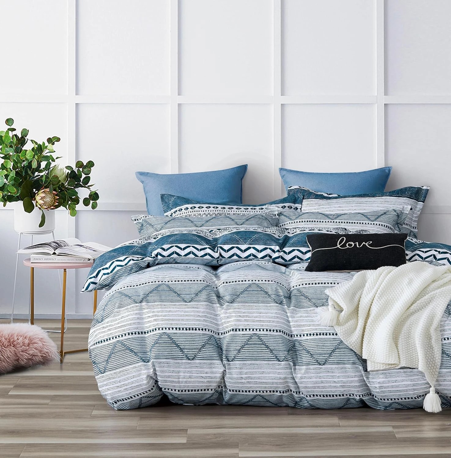 2 CleverPolly Printed Microfibre Reversible Quilt Cover Set - Jasper - King Bed, 2 of 6