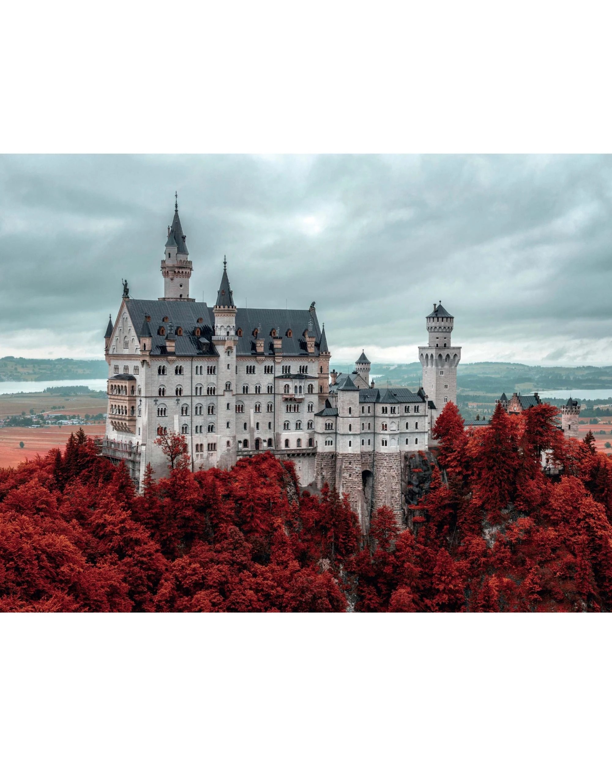 2 Hinkler Elevate Neuschwanstein Castle Germany 300 Piece Puzzle, 2 of 4