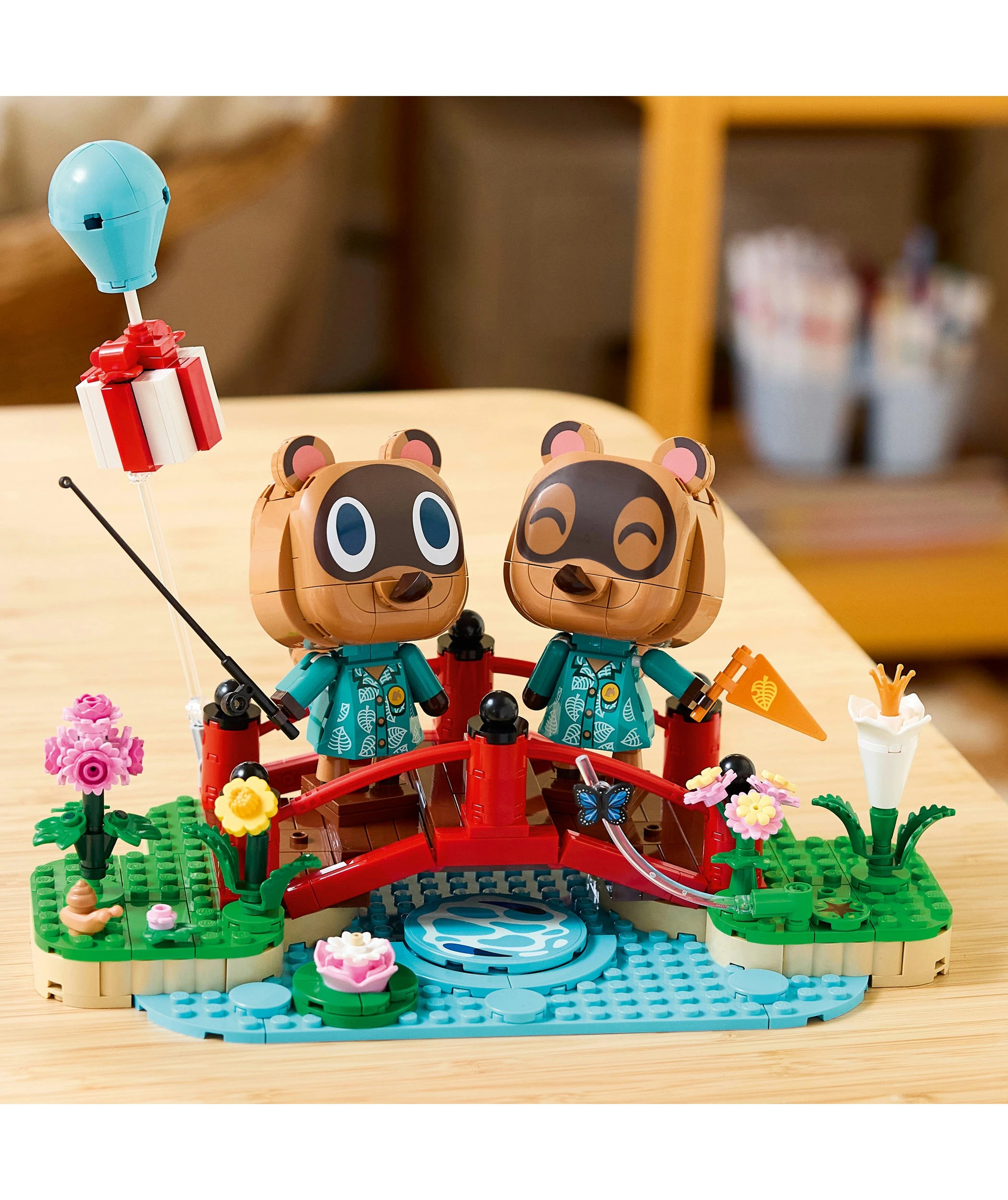 9 LEGO Animal Crossing Timmy & Tommy's Fun Day Out 77059, 9 of 10