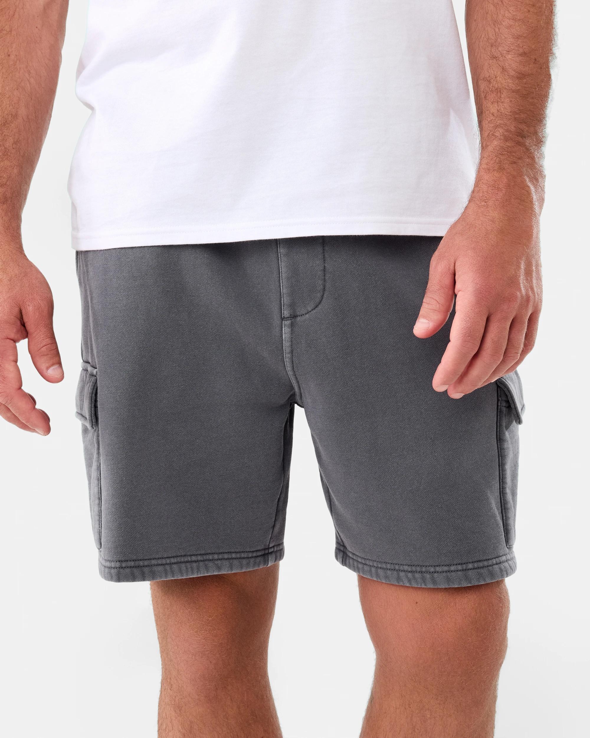 1 Washed Cargo Knit Shorts Gry Lava, 1 of 6