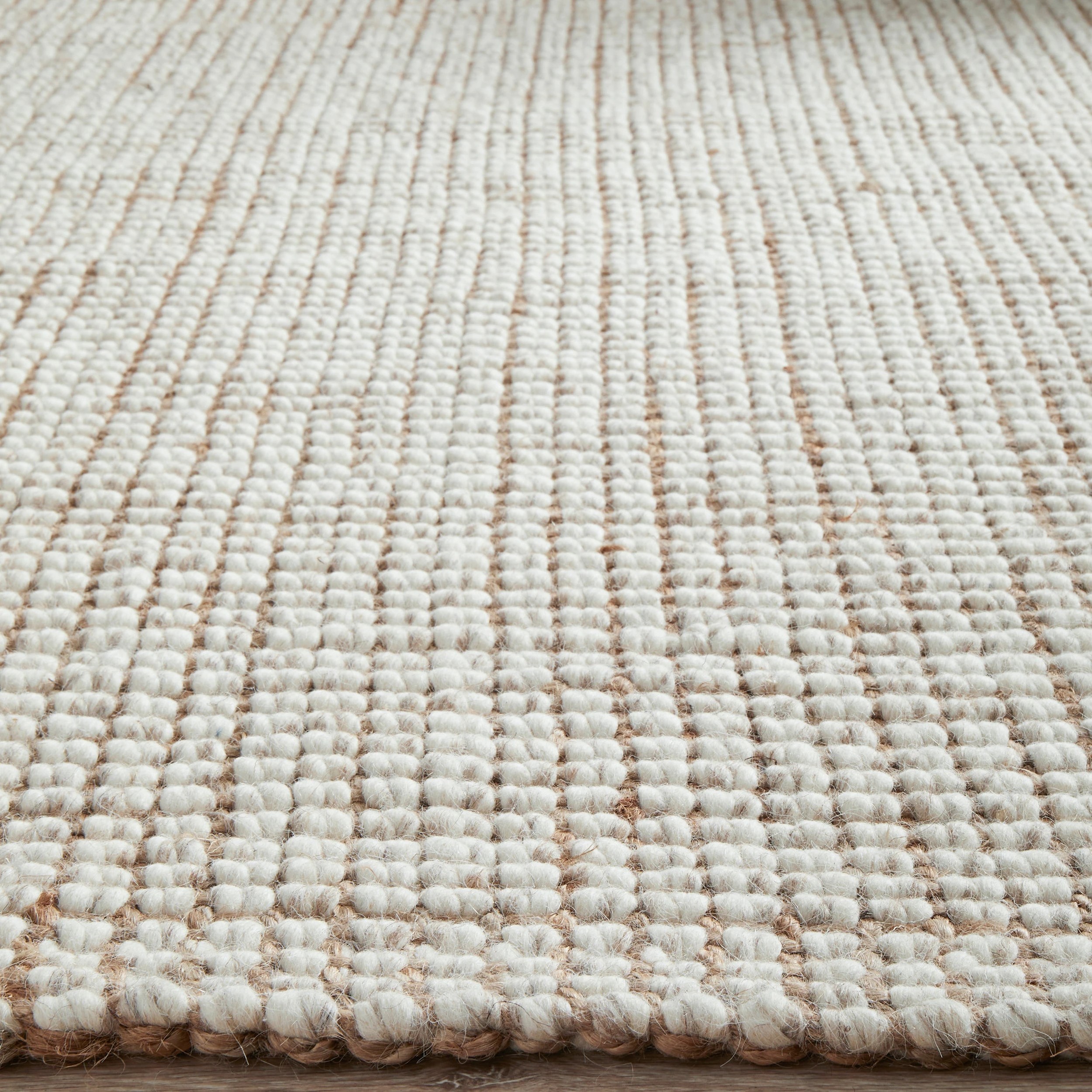5 Common Ground Rugs Huxen 35 320x230cm - White, 5 of 7