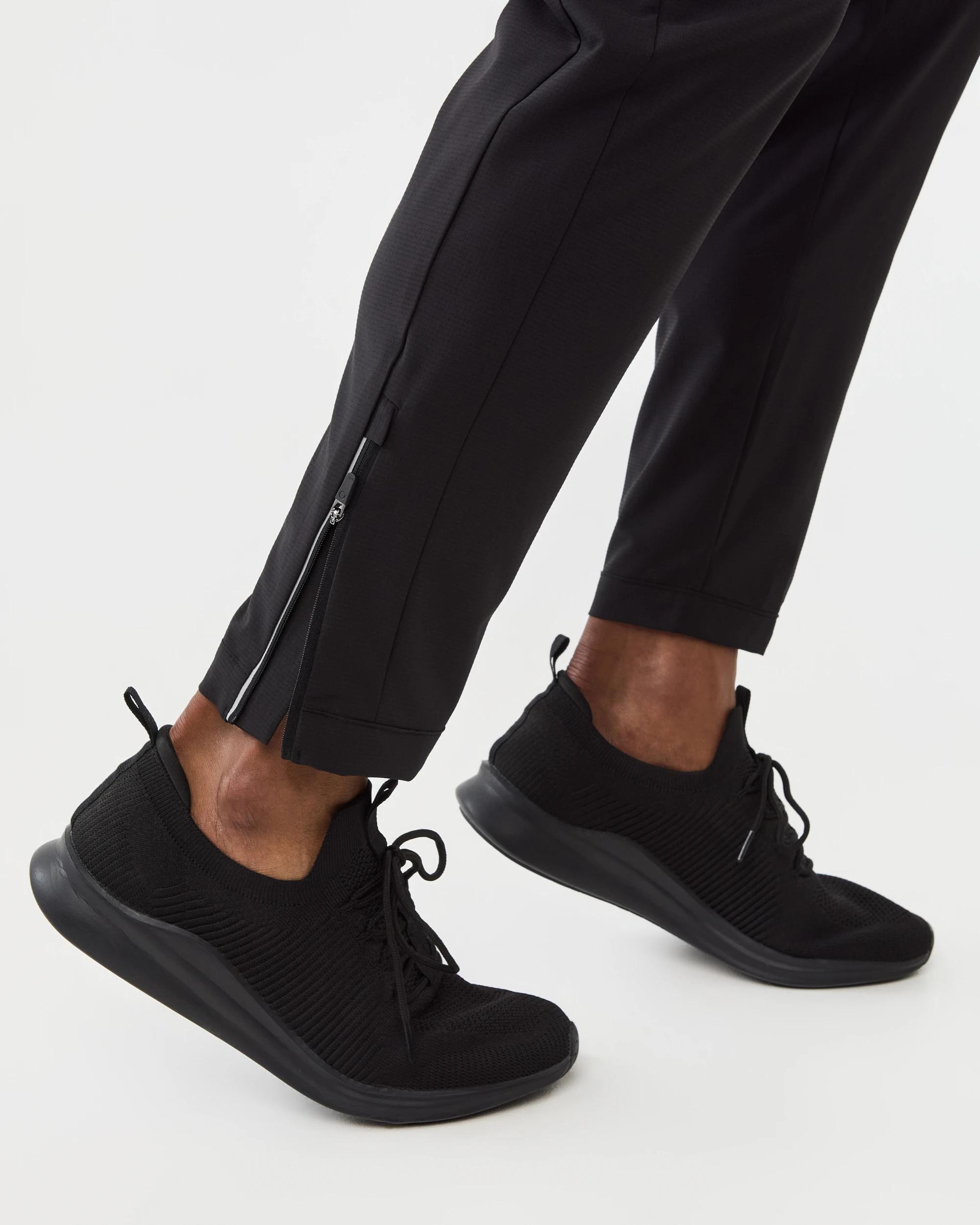 7 Active Mens Stretch Woven Joggers Black, 7 of 7