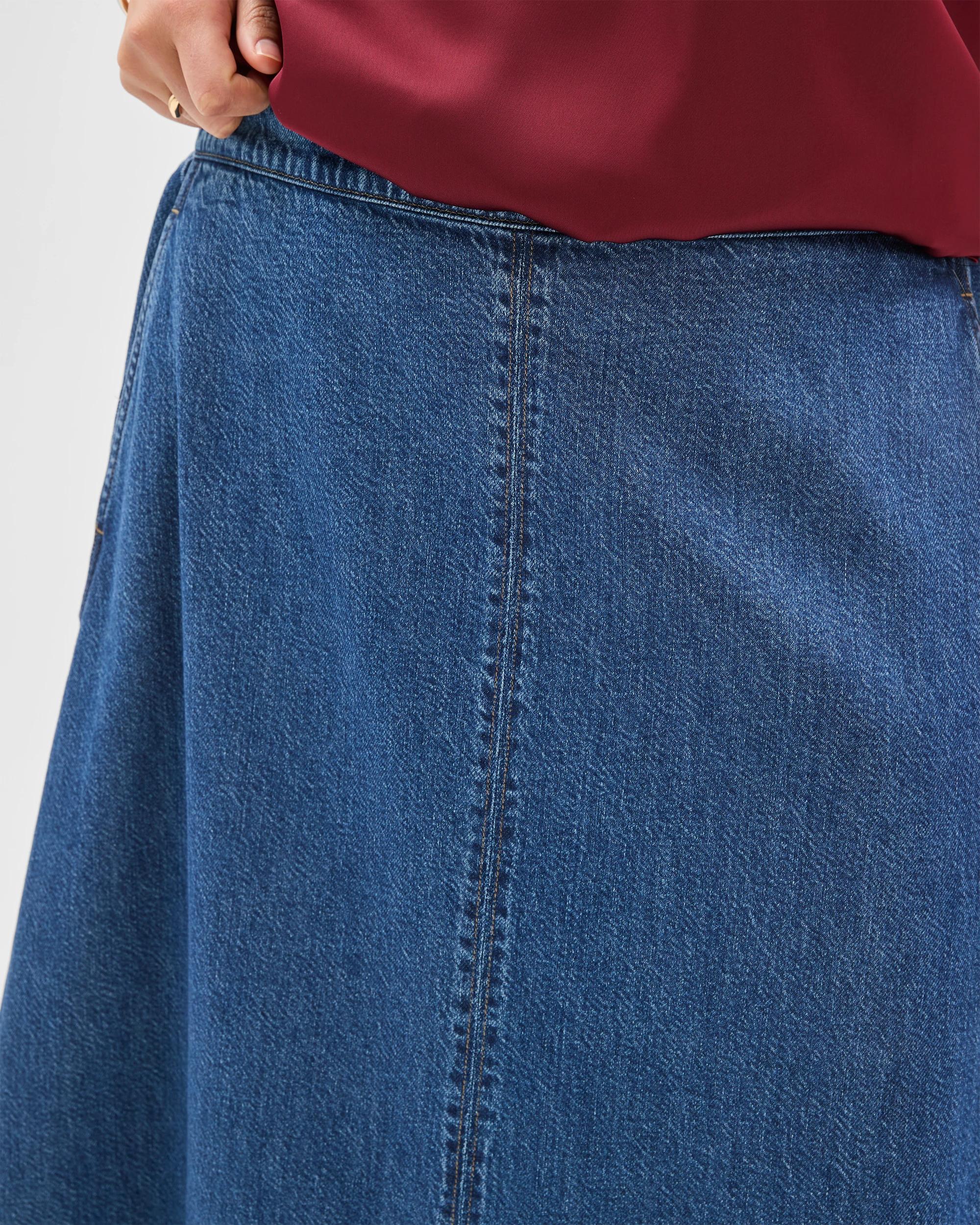 4 Target Curve Plus Size Elasticated Waist Denim Midi Skirt MID WASH, 4 of 7
