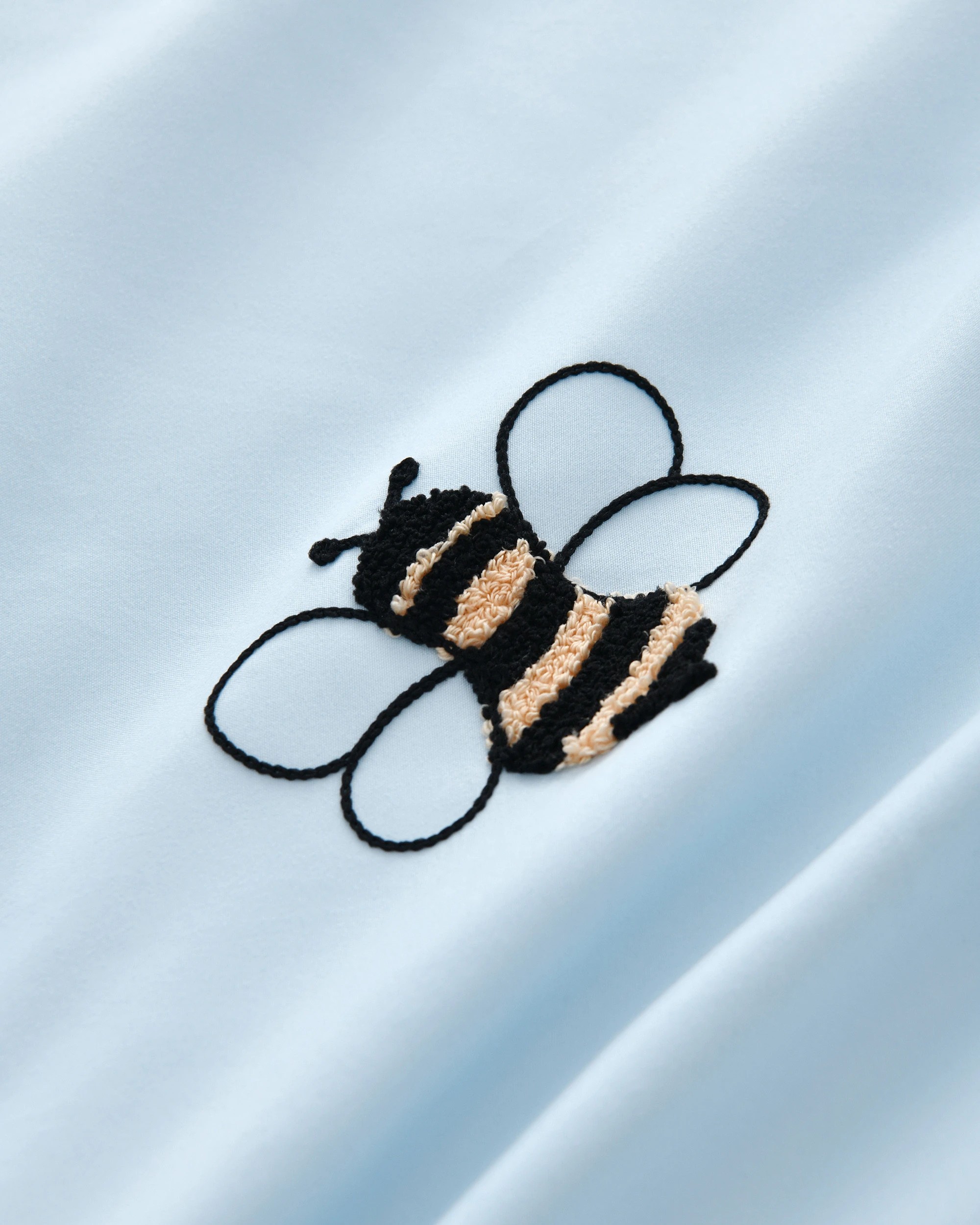 4 Jack & Ava Bumbly the Bee Embroidered Kids Quilt Cover Set - Double Bed - Sky Blue, 4 of 7