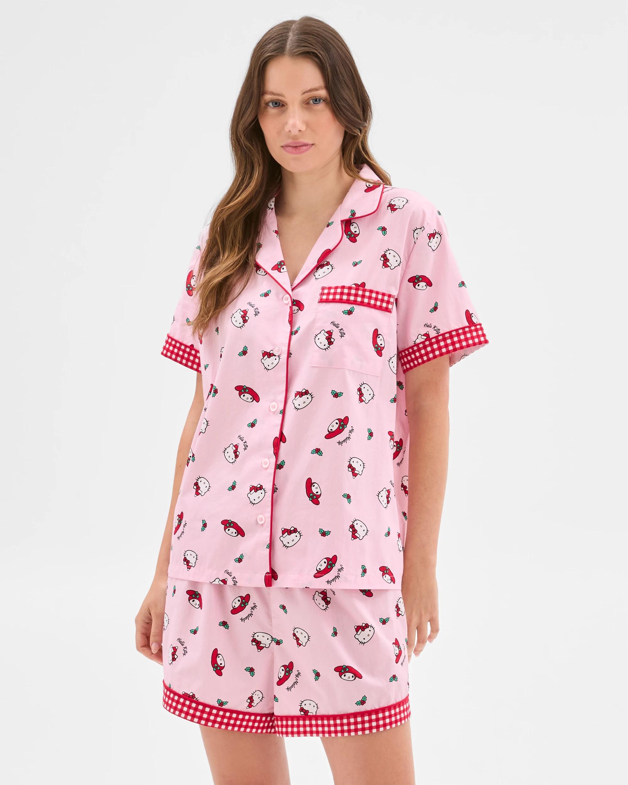 1 Family Matching Christmas Hello Kitty Pyjama Set HELLO KITTY, 1 of 7