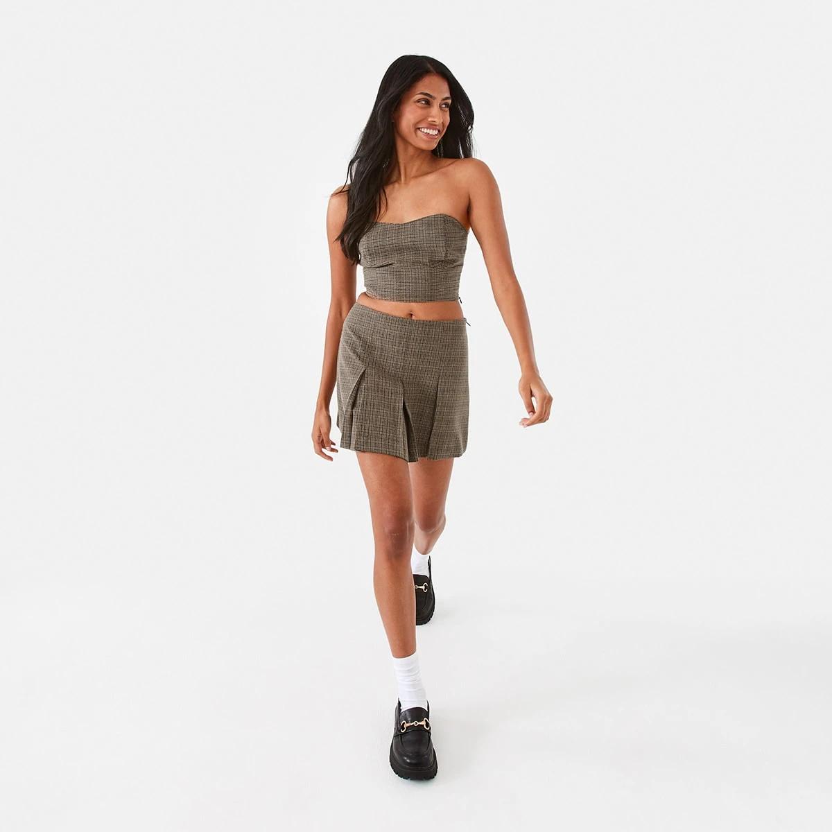 2 Plaid Crop Top Plaid, 2 of 10