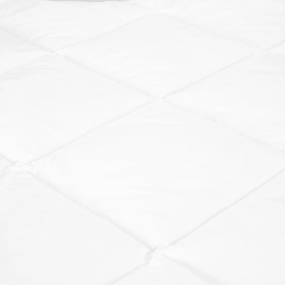 3 Medium Warmth Supreme Comfort Quilt - Queen Bed, 3 of 3