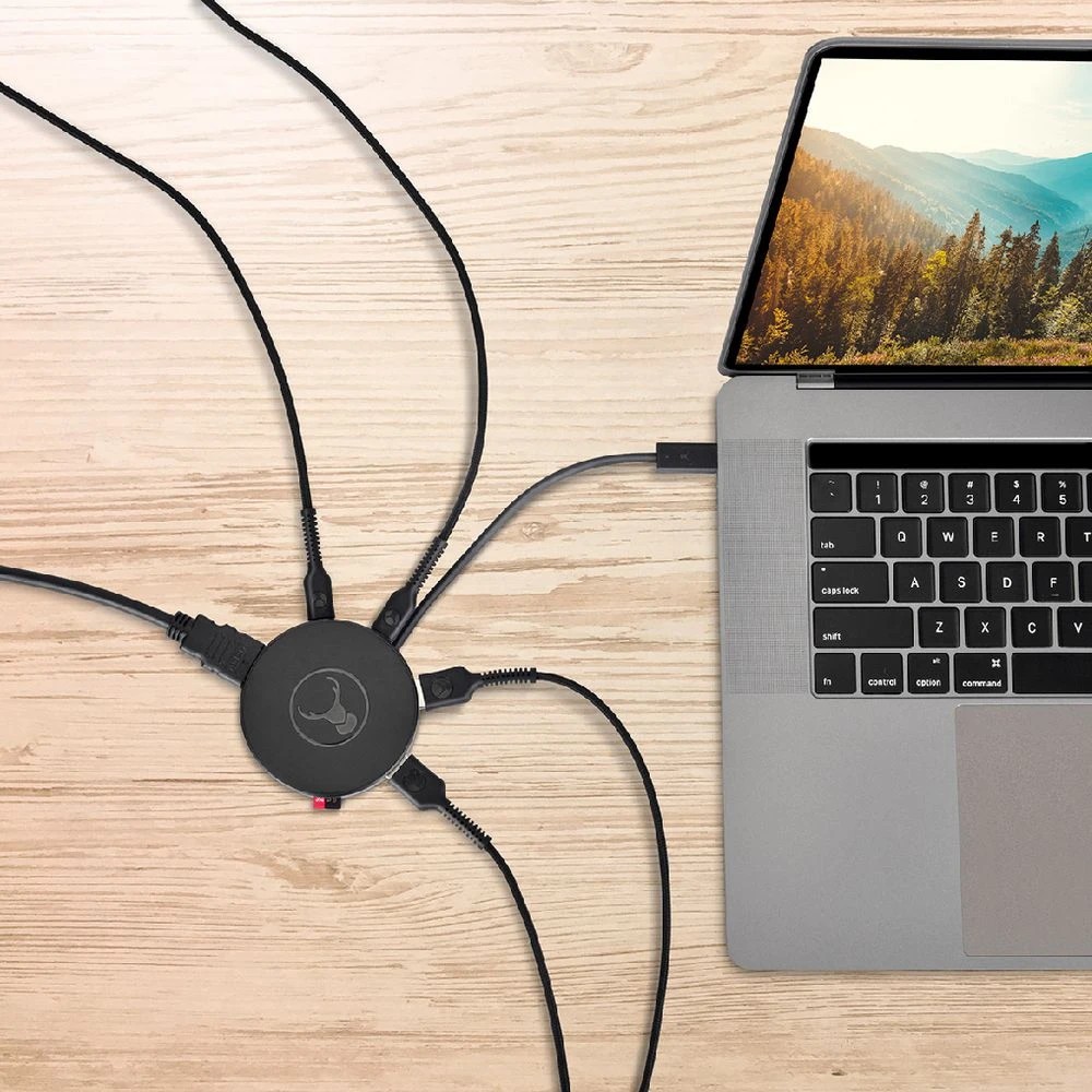 4 Bonelk USB-C 360 6-in-1 Travel Hub Black, 4 of 6