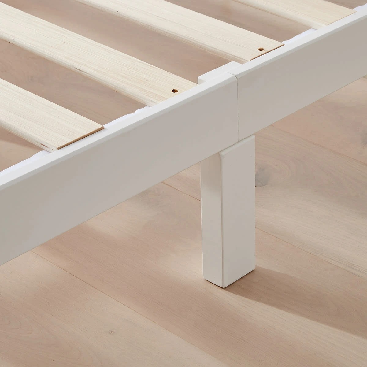 10 Queen Bed Hamptons Bed Frame, 10 of 10