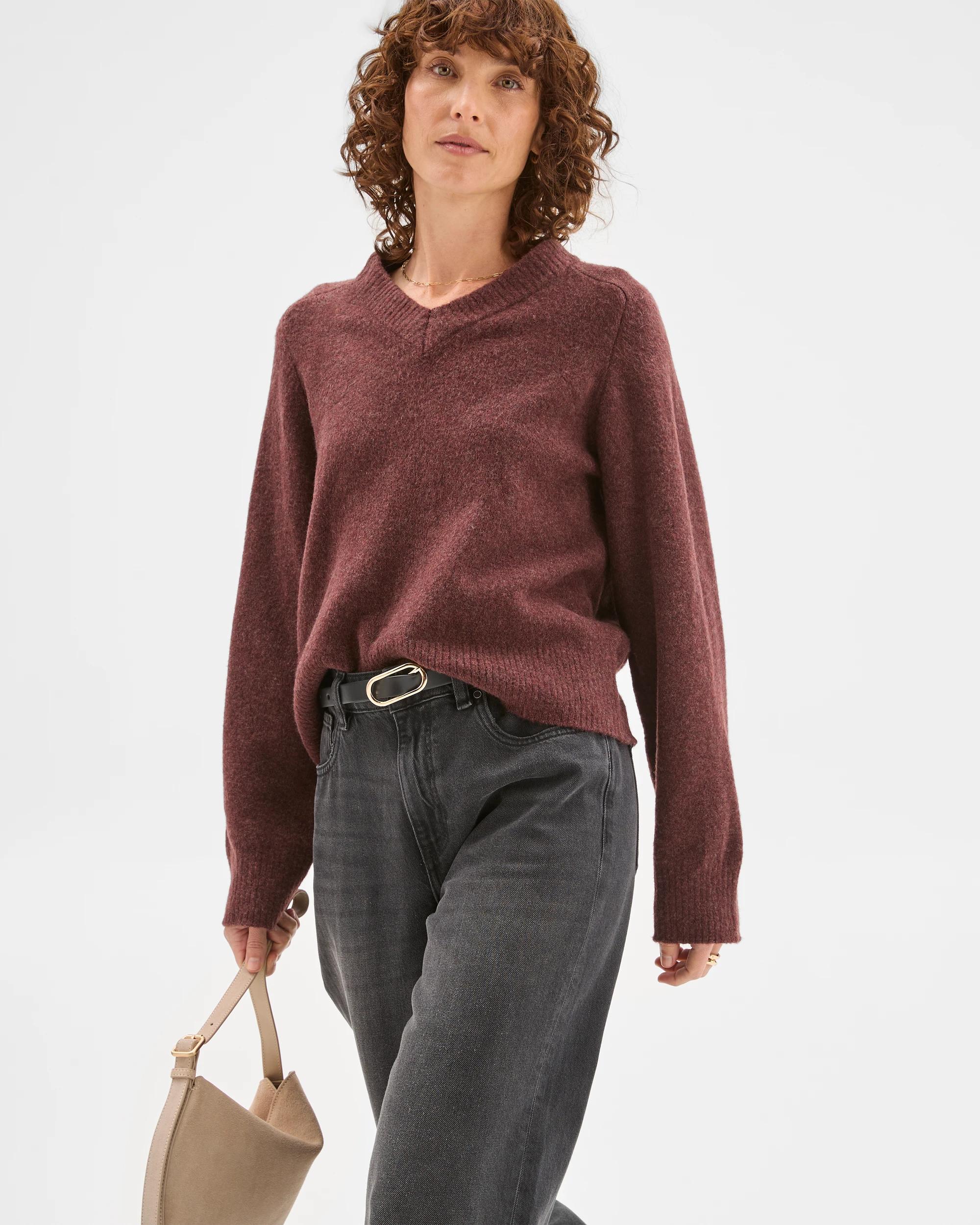 4 Target Woman Super Soft High V-Neck Jumper BURGUNDY, 4 of 6