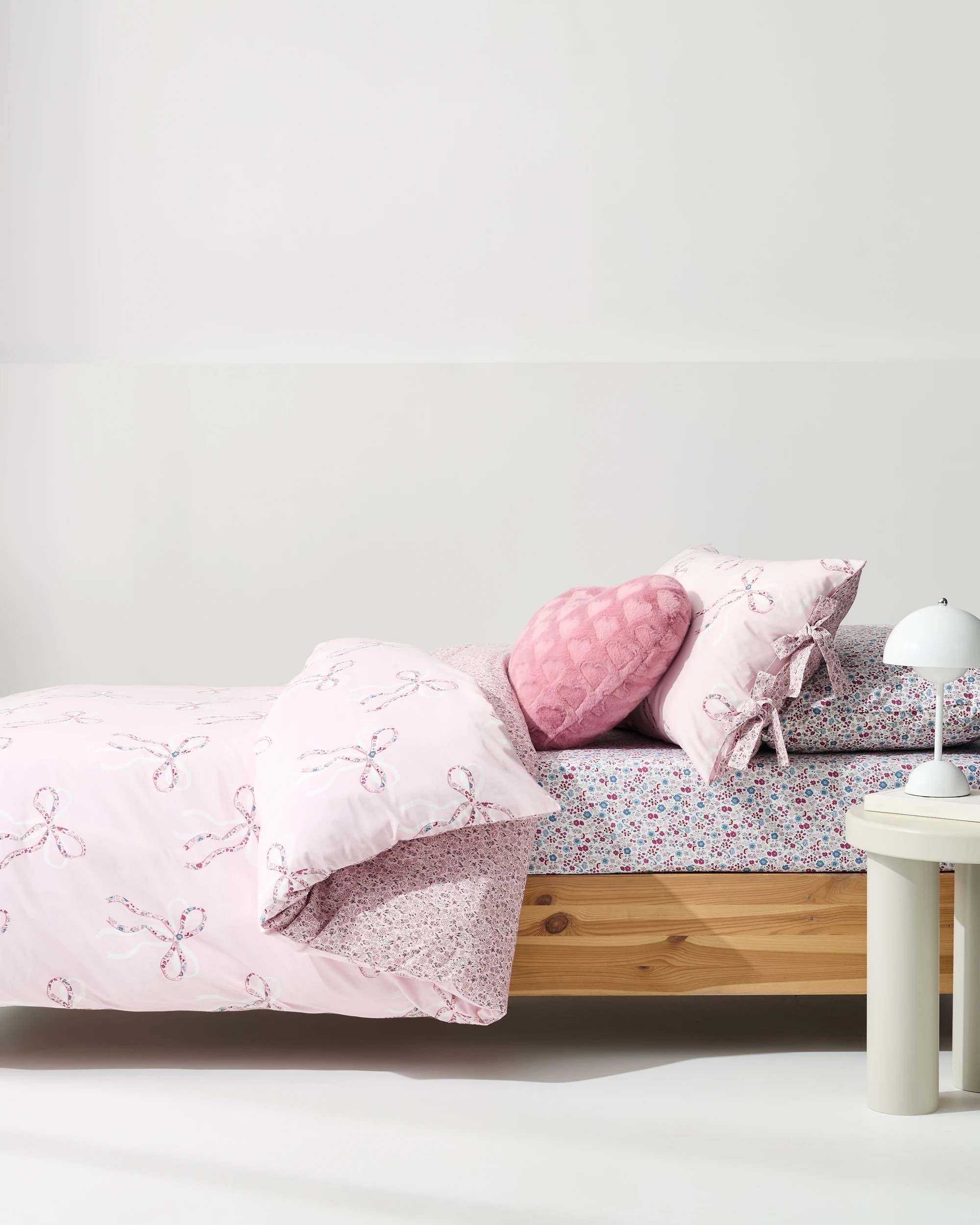 1 Target Becky Bow Australian Cotton Reversible Quilt Cover Set - Single Bed - Pink, 1 of 5