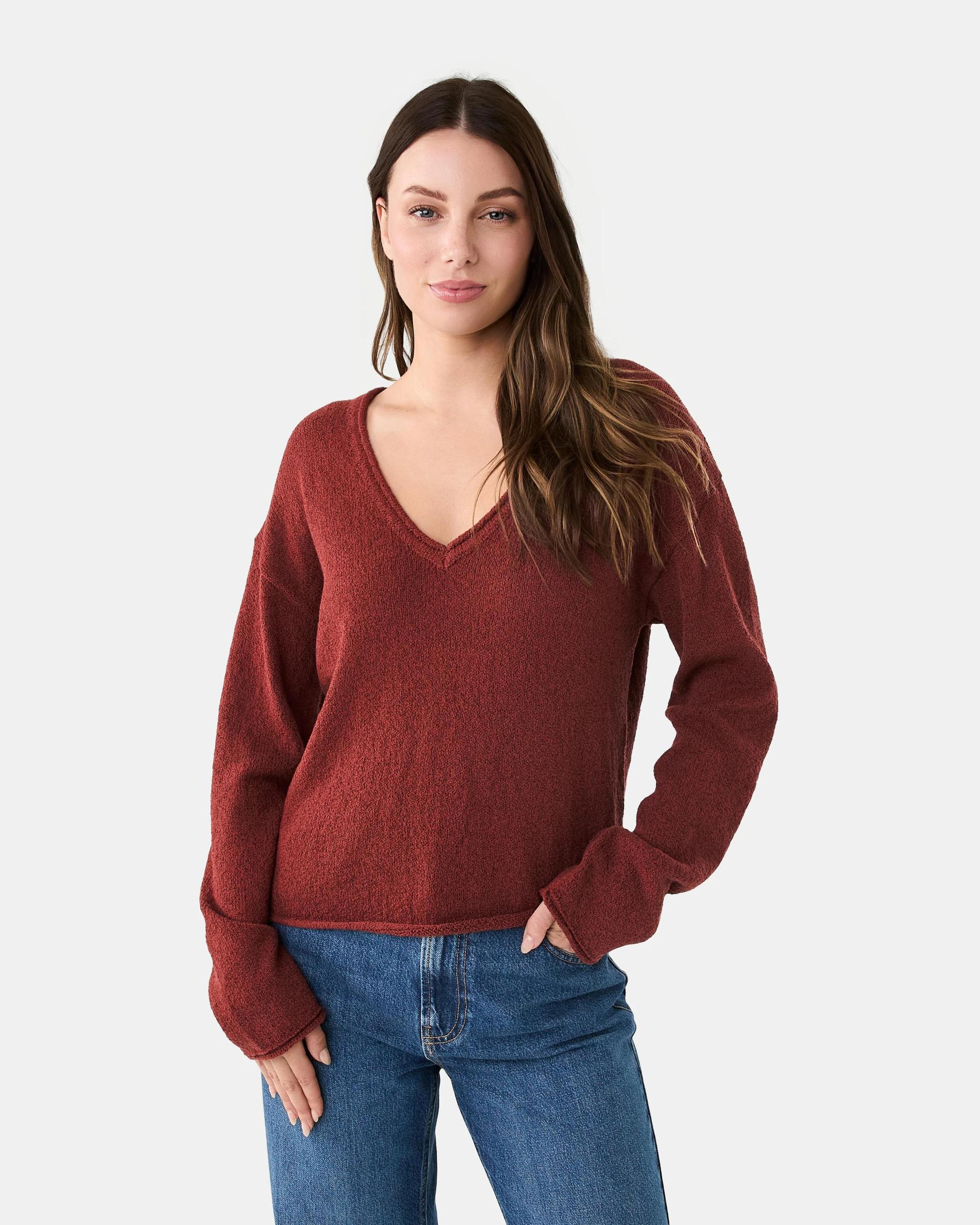 1 Lightweight V-Neck Jumper Burnt Rust, 1 of 7