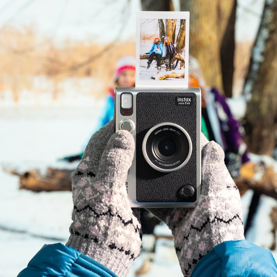 6 Fujifilm Instax Mini Evo - Black, 6 of 6