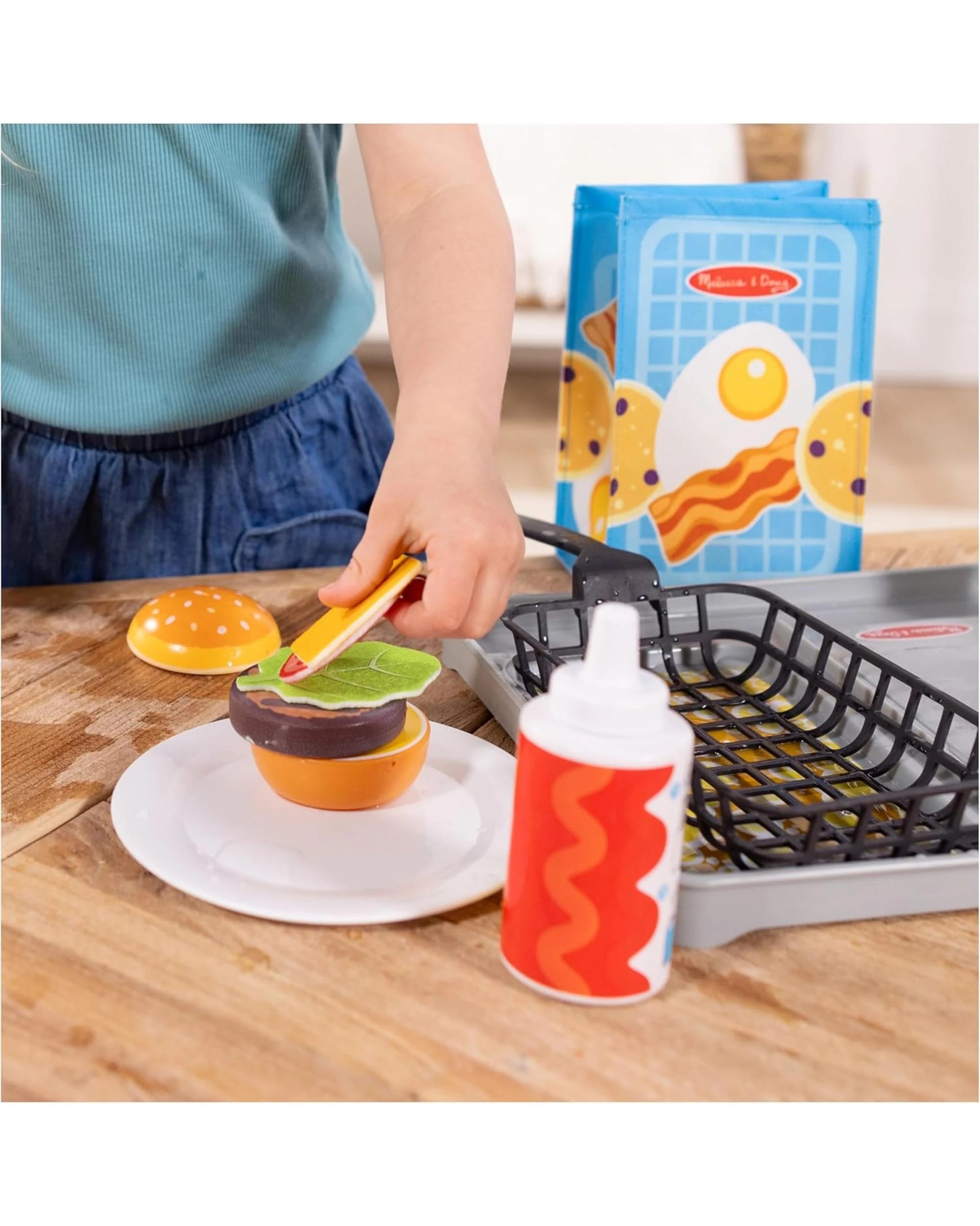 5 Melissa and Doug Water WOW! Flip and Fry Grill Play Set, 5 of 7