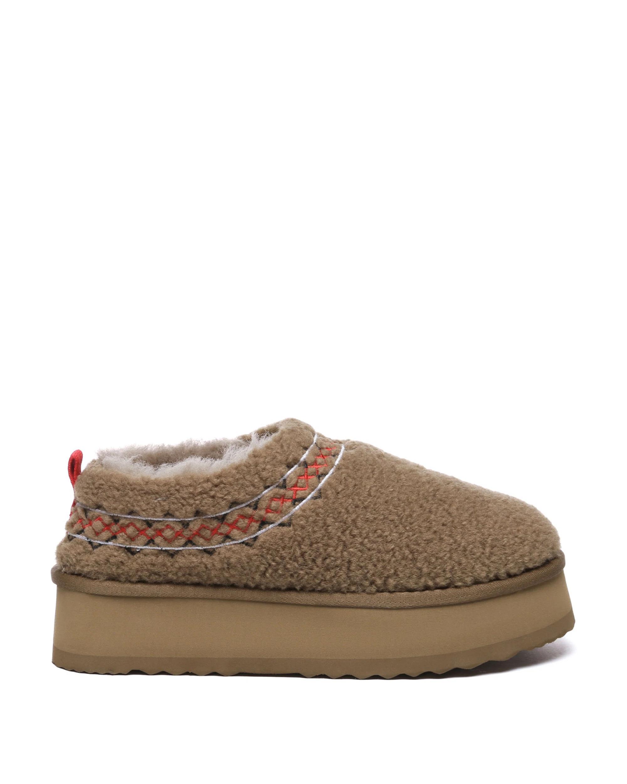 1 Australian Shepherd UGG Womens Madge Platform Slippers BROWN, 1 of 5