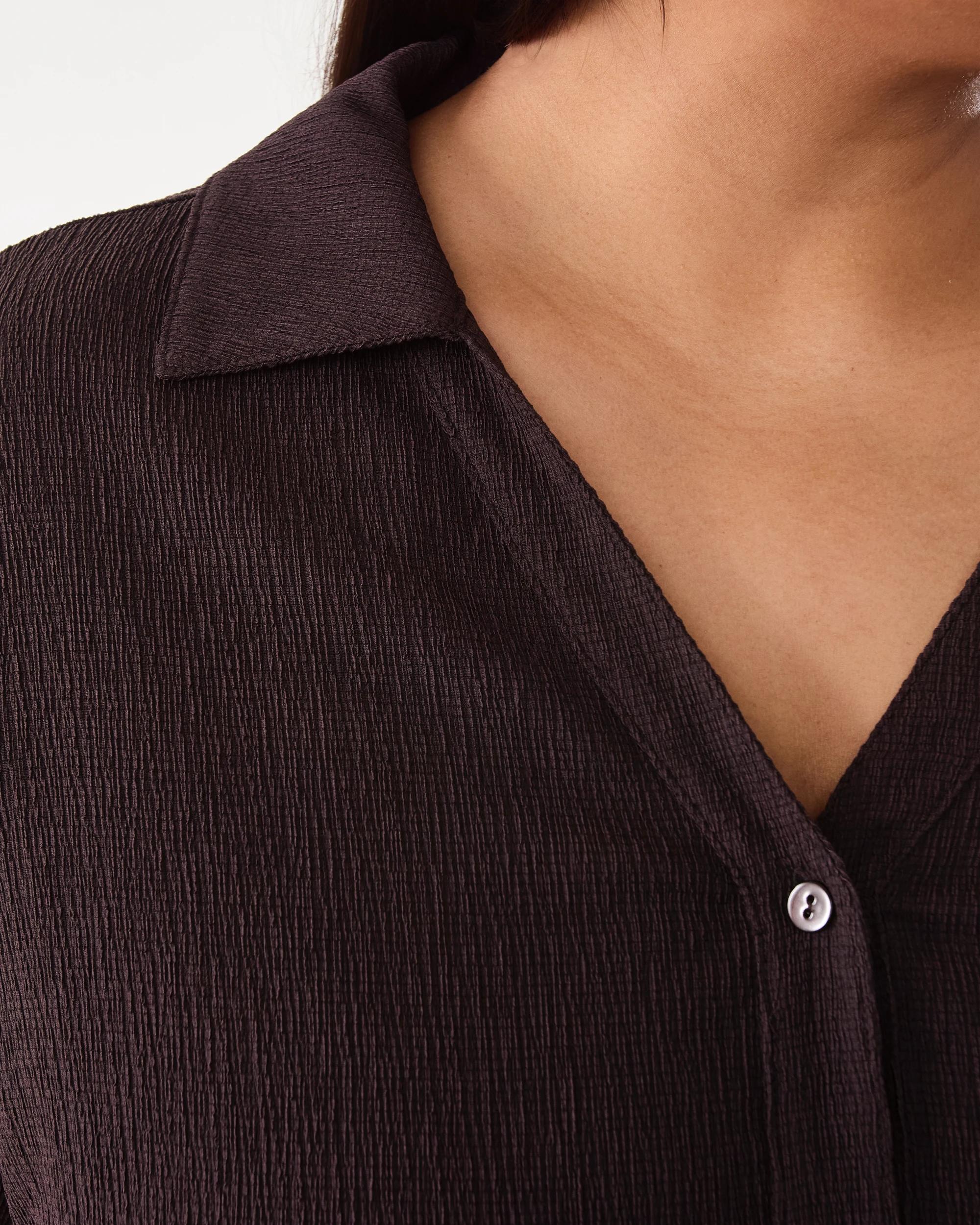 5 Curve Short Sleeve Texture Shirt Choc Plum, 5 of 6