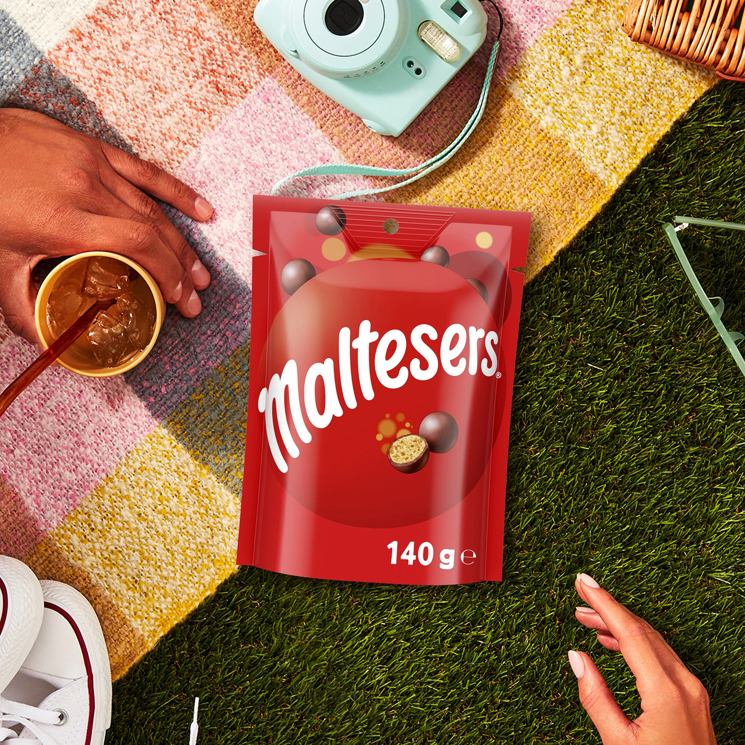 7 Maltesers Milk Chocolate Snack and Share Bag 140g, 7 of 7