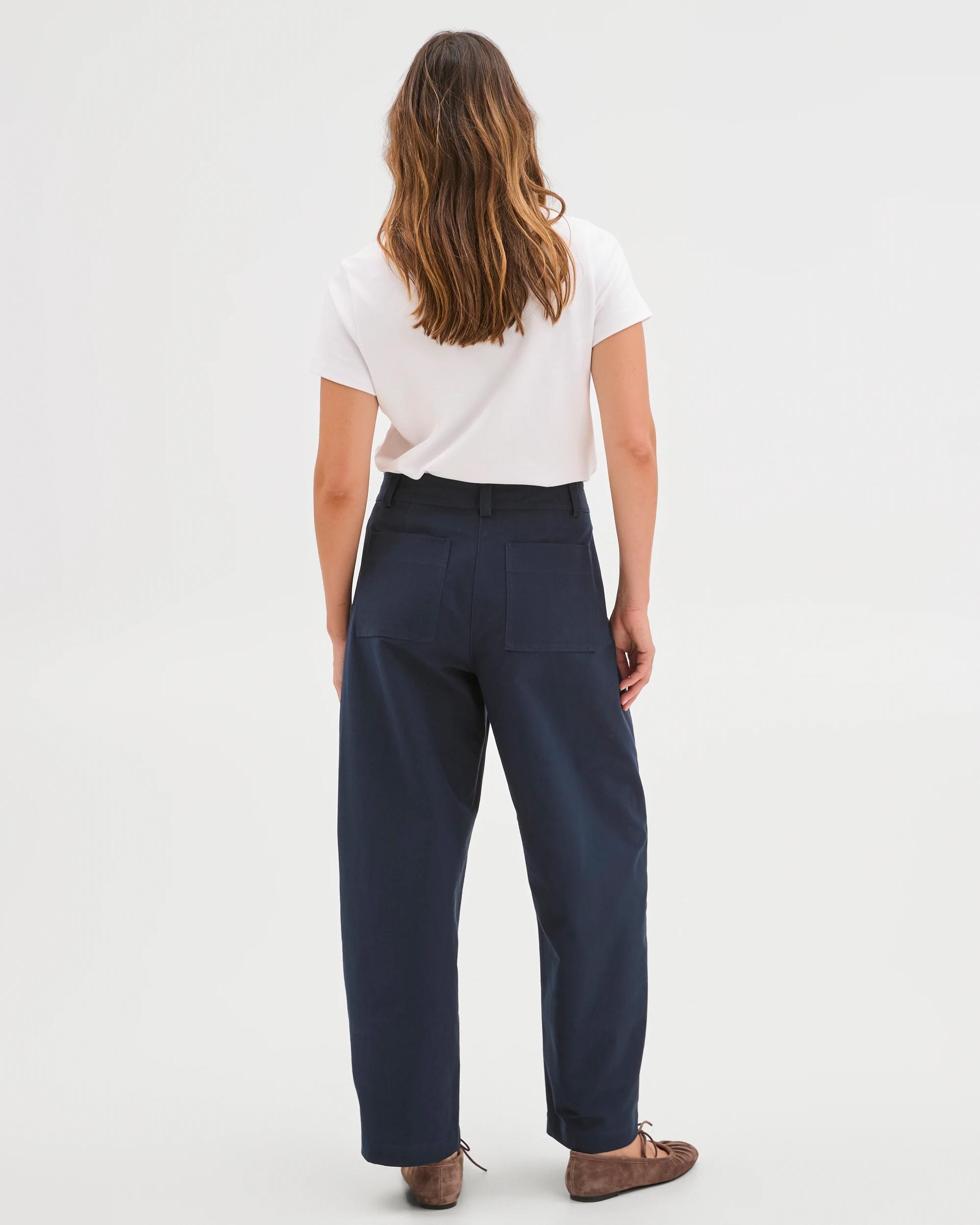 4 Target Woman Relaxed Forward Seam Barrel Leg Pants INK NAVY, 4 of 8
