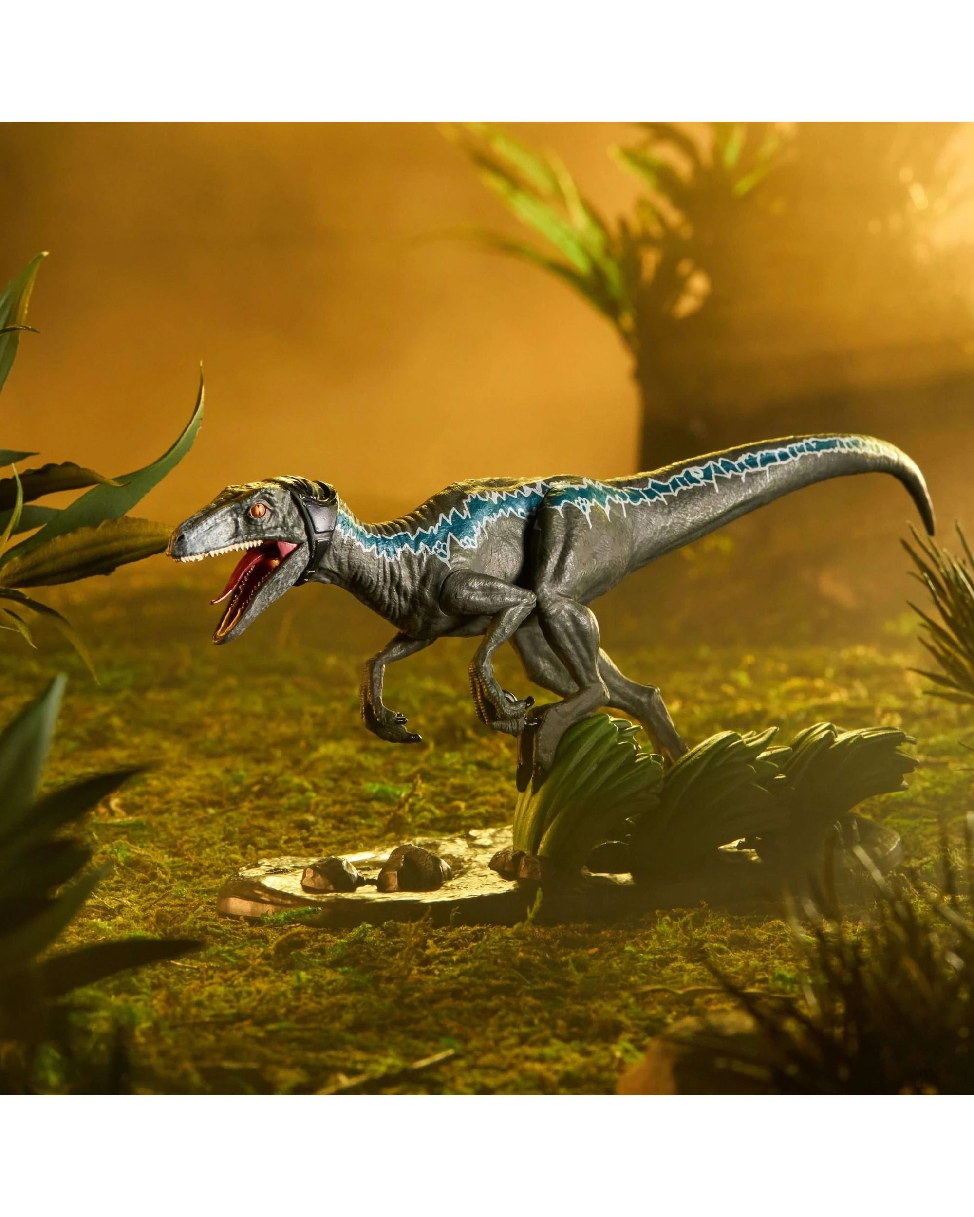7 Jurassic World Raptor Recon Toyllectible Treasures Diorama, 7 of 7