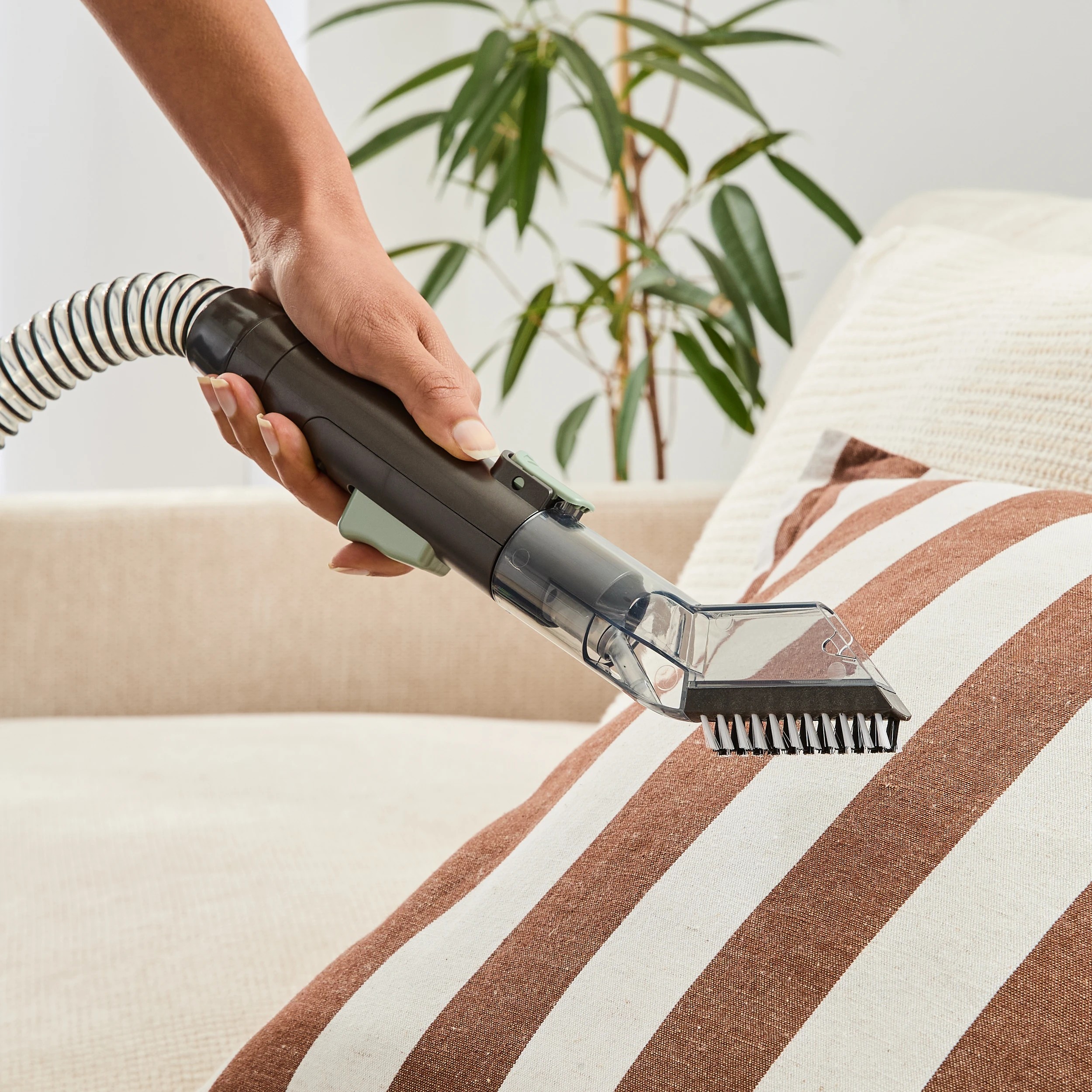 4 Spot Cleaner - Grey & Green, 4 of 10