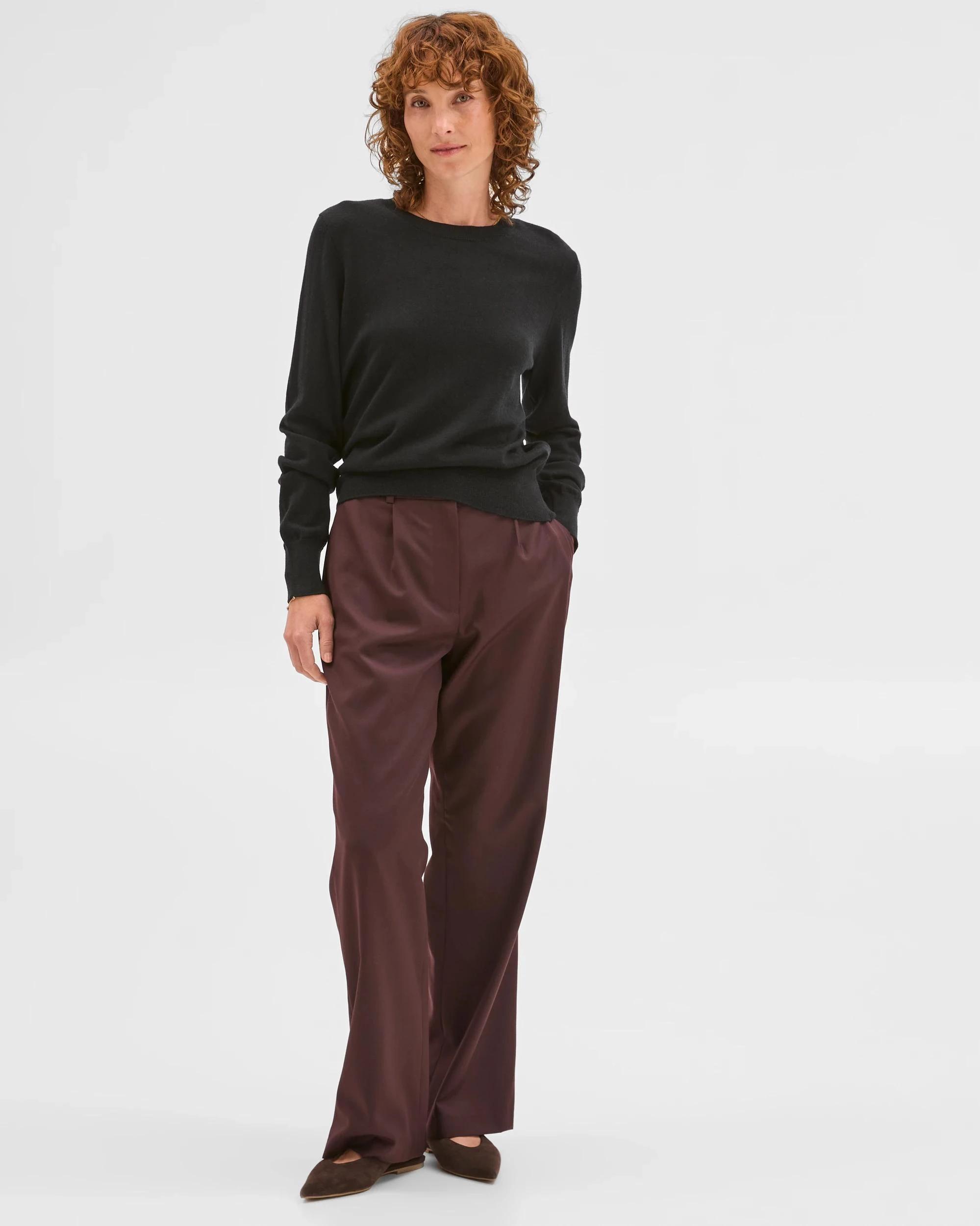 2 Preview Merino Crew Neck Stitch Detail Knit Sweater BLACK, 2 of 6