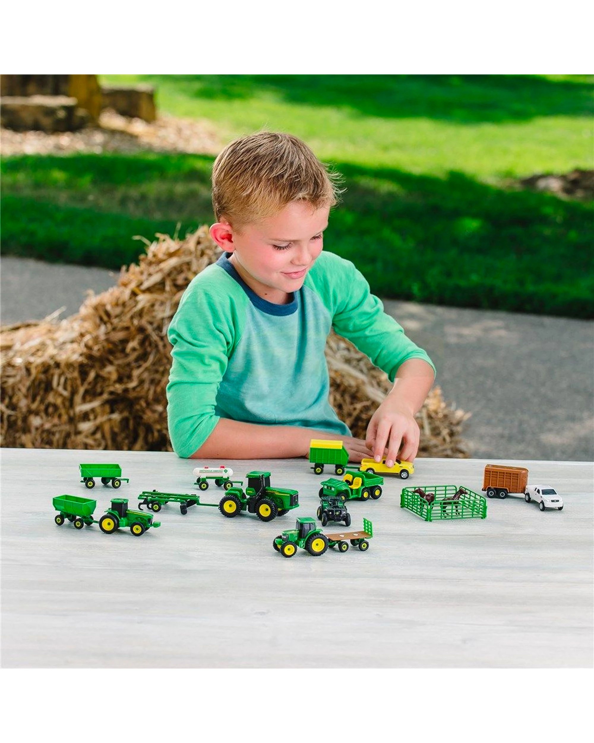 2 TOMY John Deere Farm Toy Set, 2 of 3
