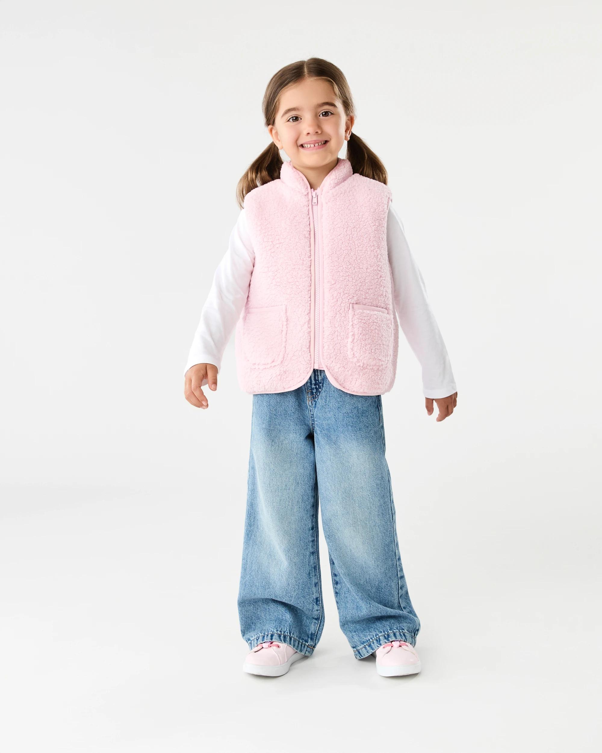 7 Teddy Vest Pnk Chalk, 7 of 8