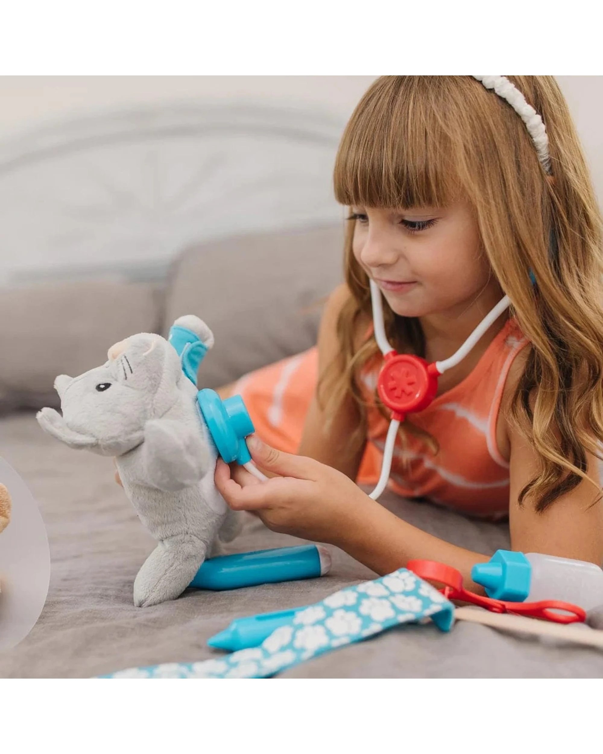 6 Melissa and Doug Examine and Treat Pet Vet Play Set, 6 of 6