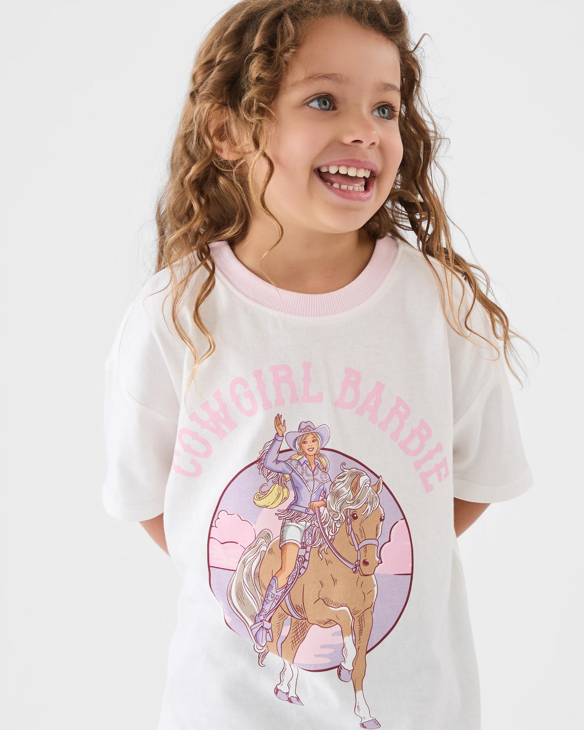 3 Barbie License T-shirt Barbie, 3 of 5