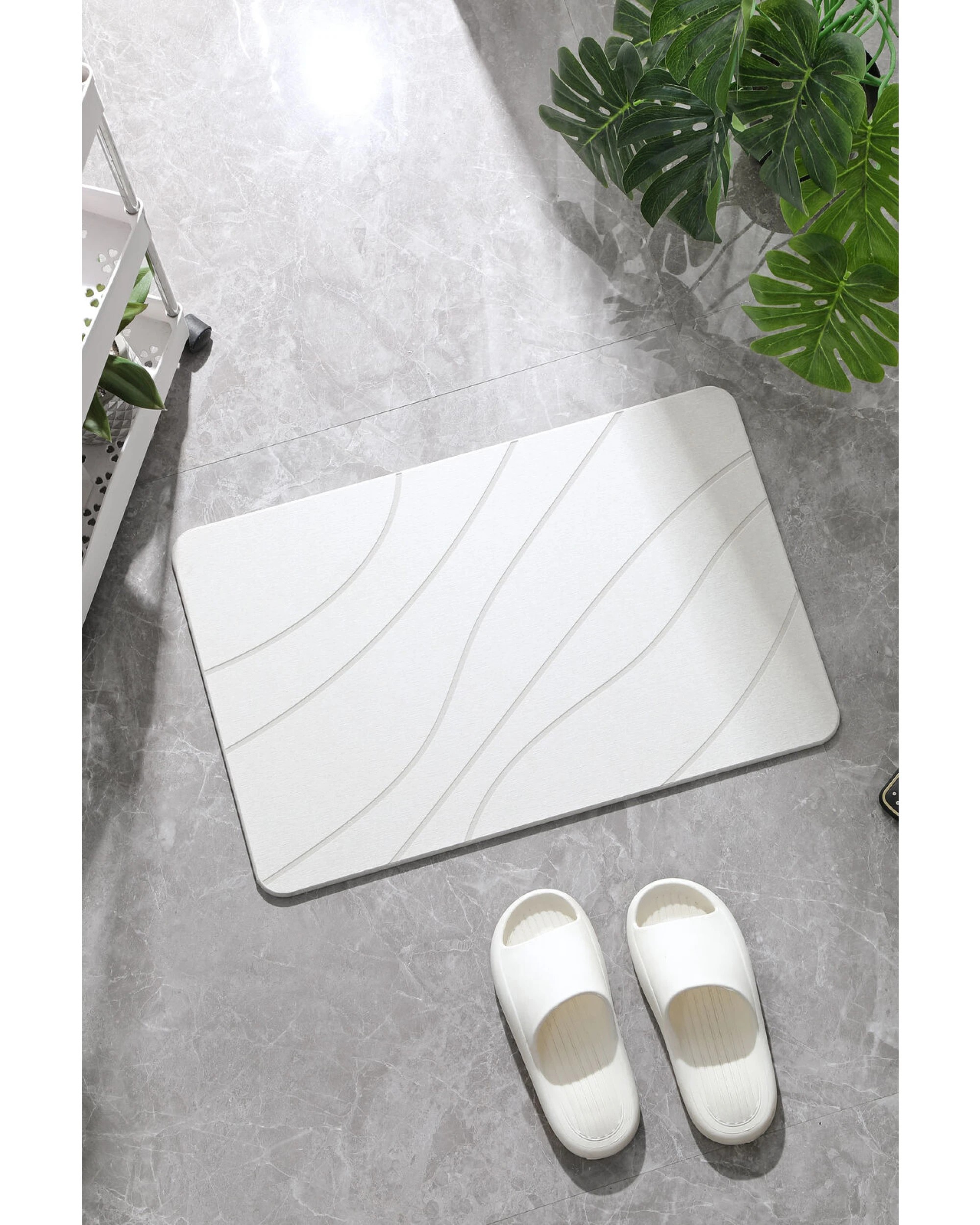 2 BR Home Diatomite Bath Mat with Anti-Slip Design for Quick Drying, 2 of 8