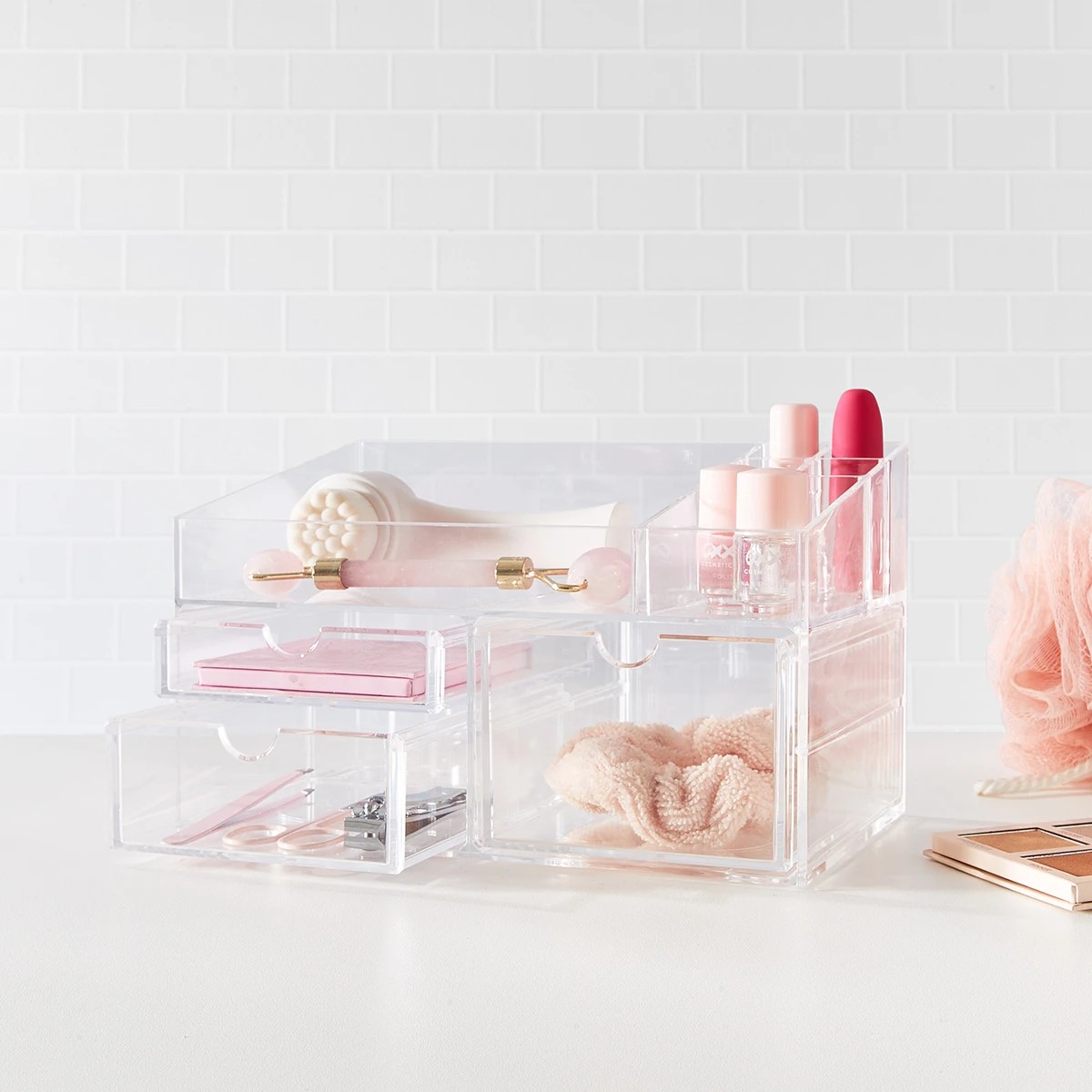 1 Clear Makeup Organiser, 1 of 9