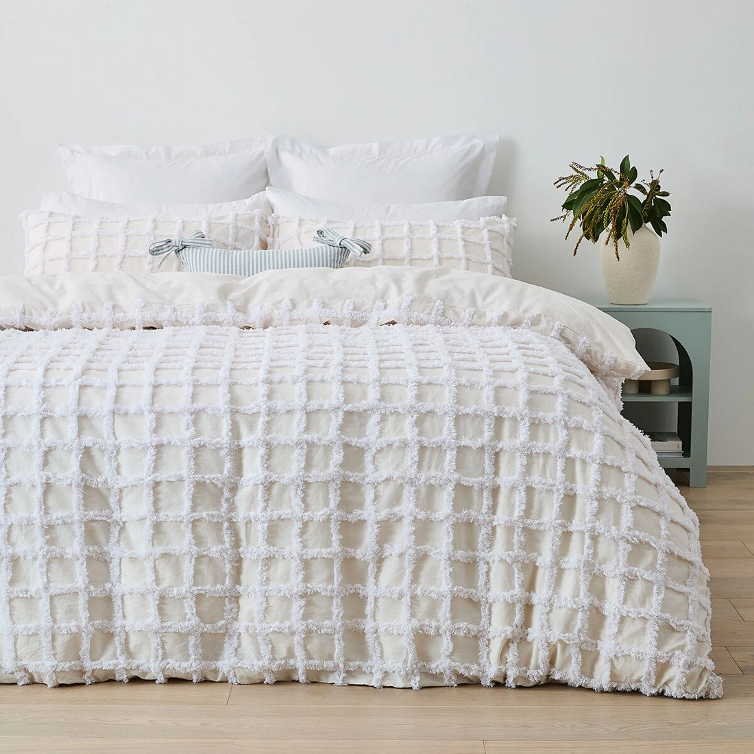 1 Ari Cotton Quilt Cover Set - Super King Bed, White, 1 of 6