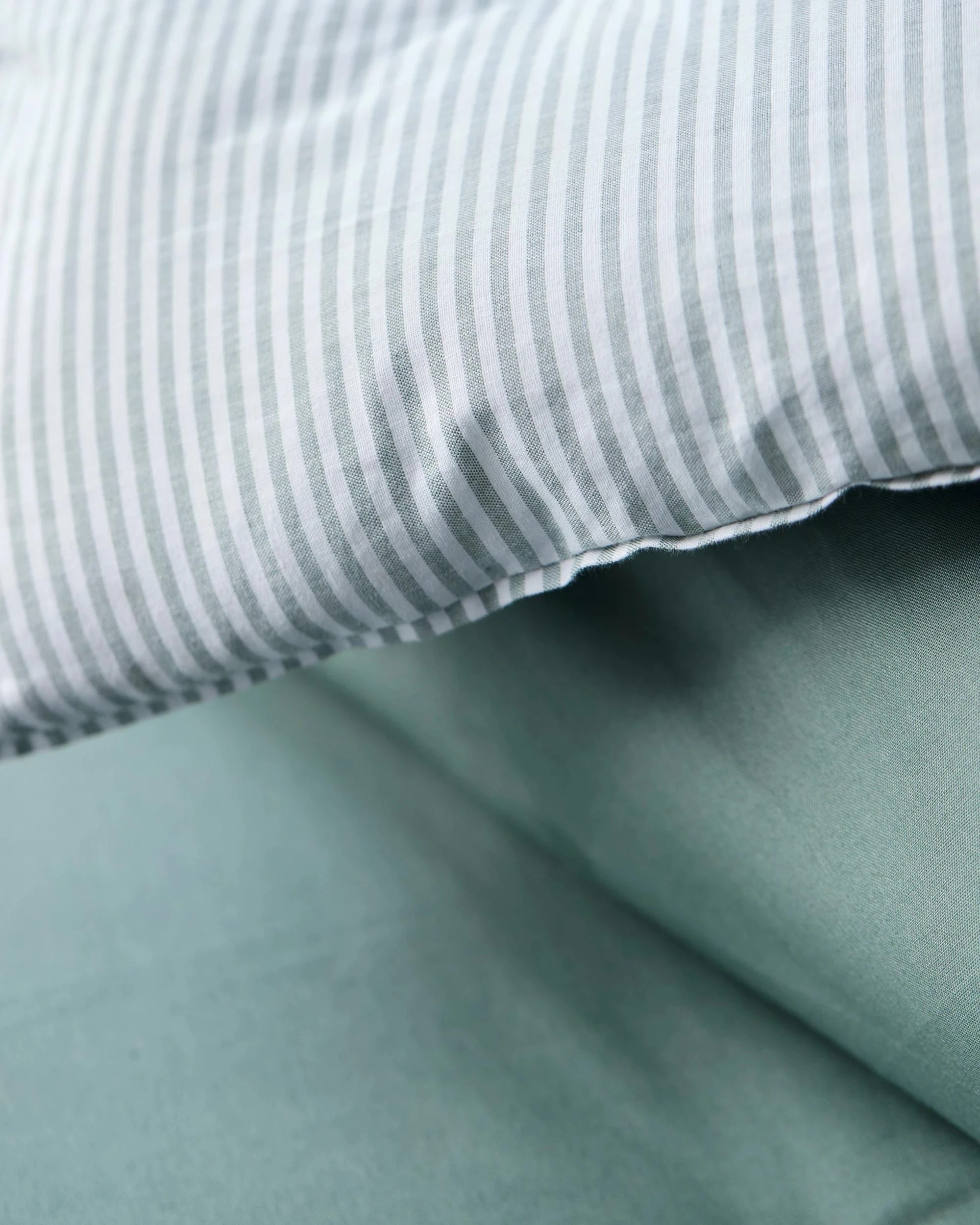 9 Target Hampton Comforter Set - King Bed - Green, 9 of 10