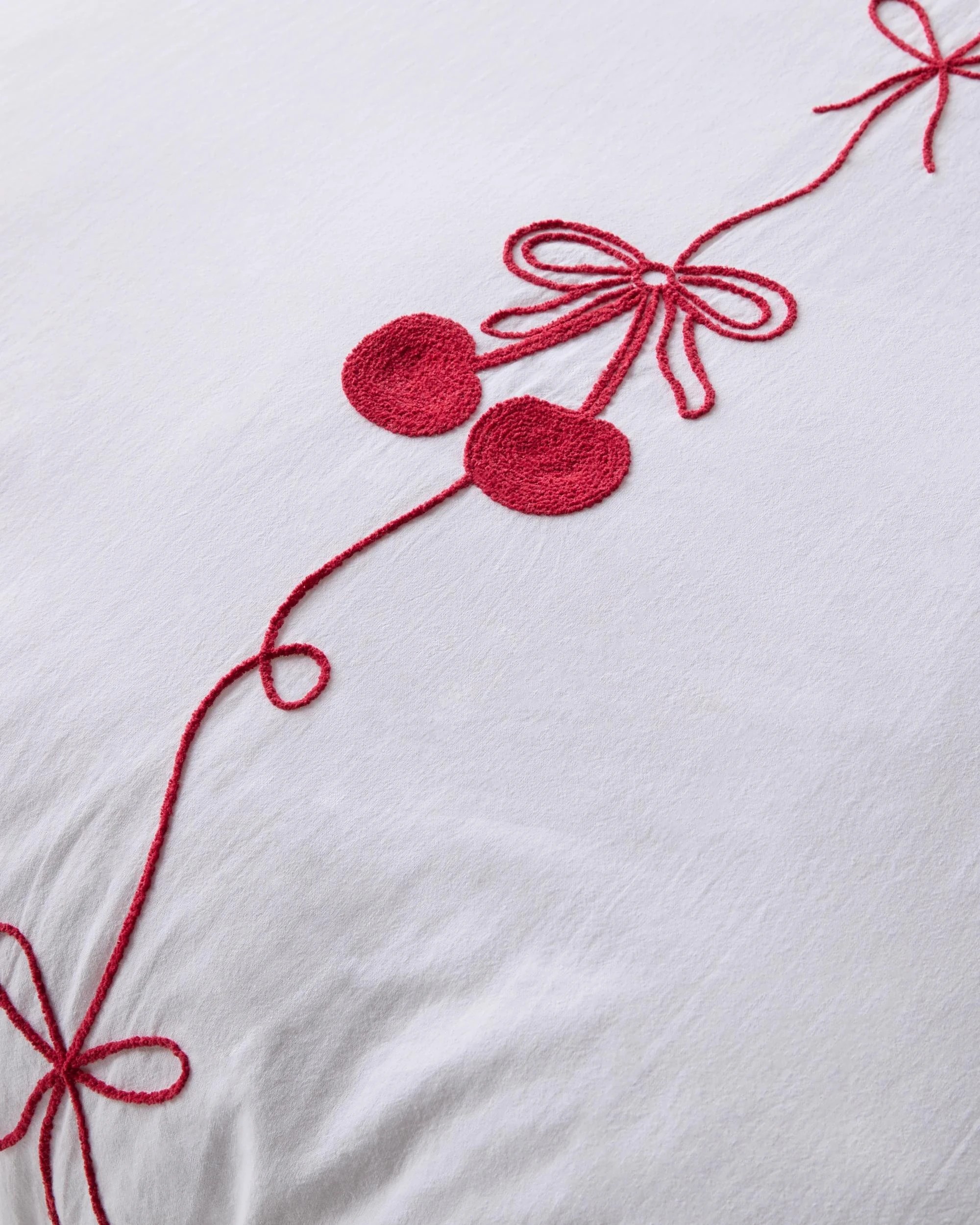 3 Target Cherry Cotton Quilt Cover Set - Single Bed - White, 3 of 3