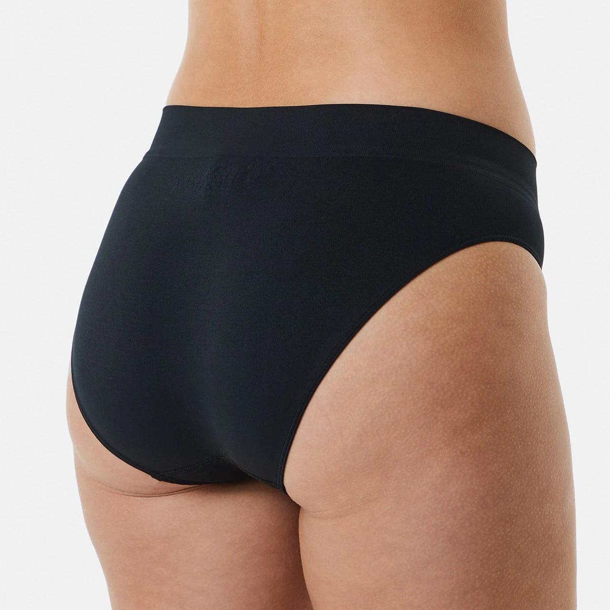 5 3 Pack Ultra Smooth Seamfree Hi-Cut Briefs BLACK, 5 of 7