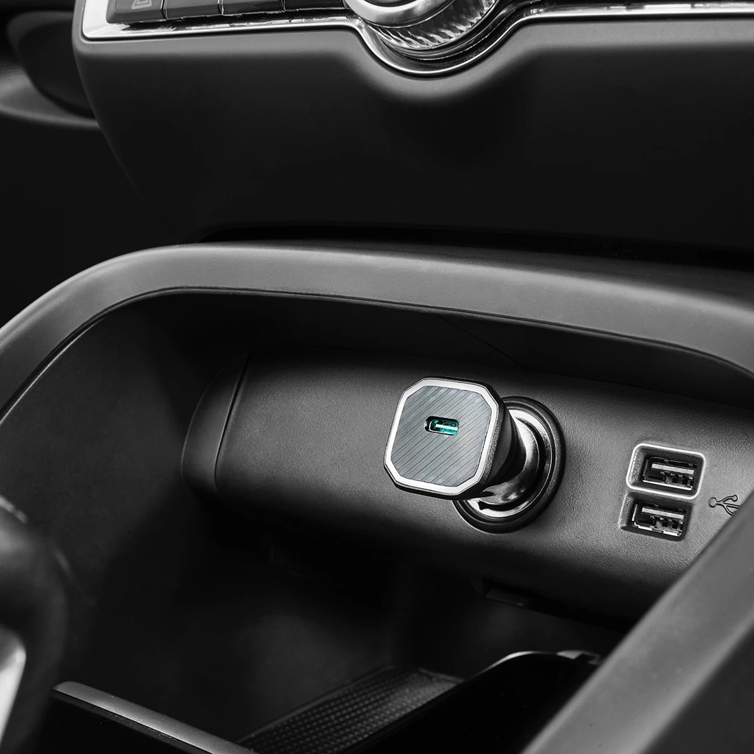 1 30W Fast Car Charger USB-C, 1 of 6