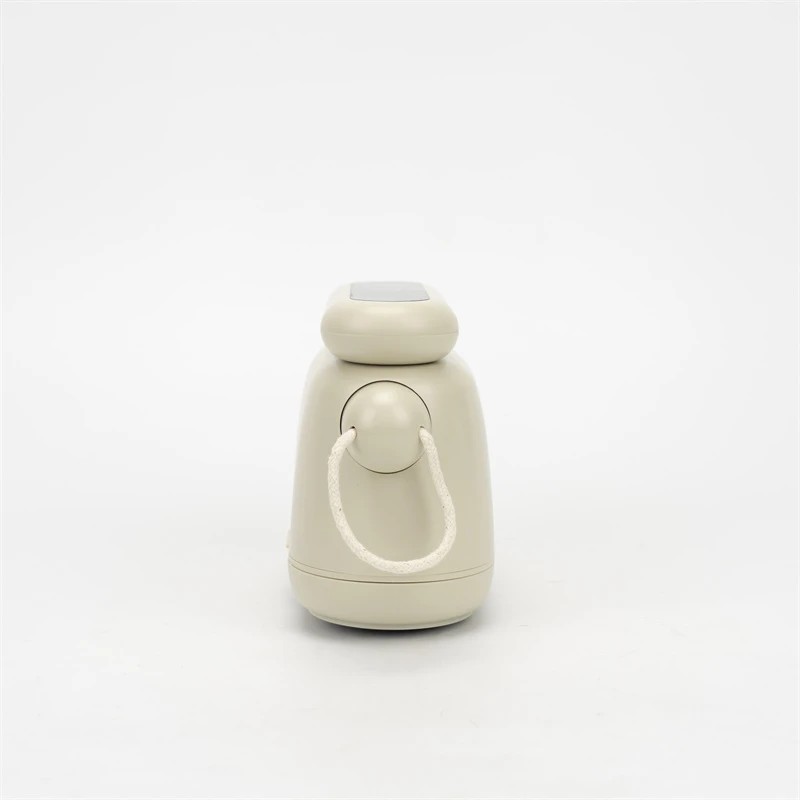5 Rechargeable Dual Fabric Shaver, 5 of 10