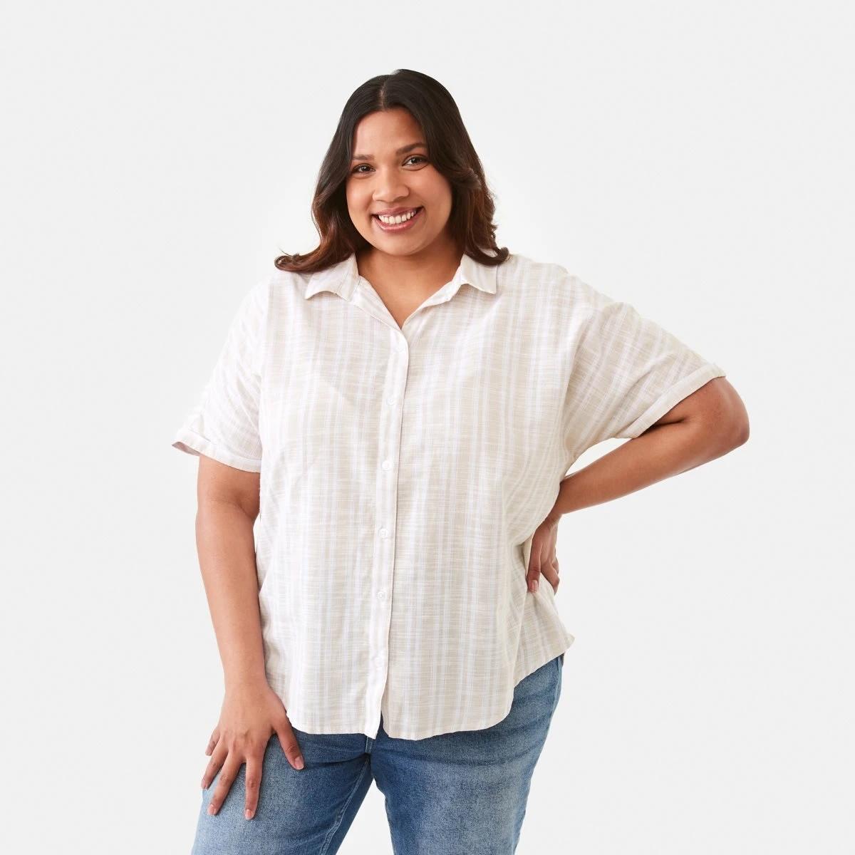 1 Curve Short Sleeve Relaxed Shirt Kate Str N, 1 of 6